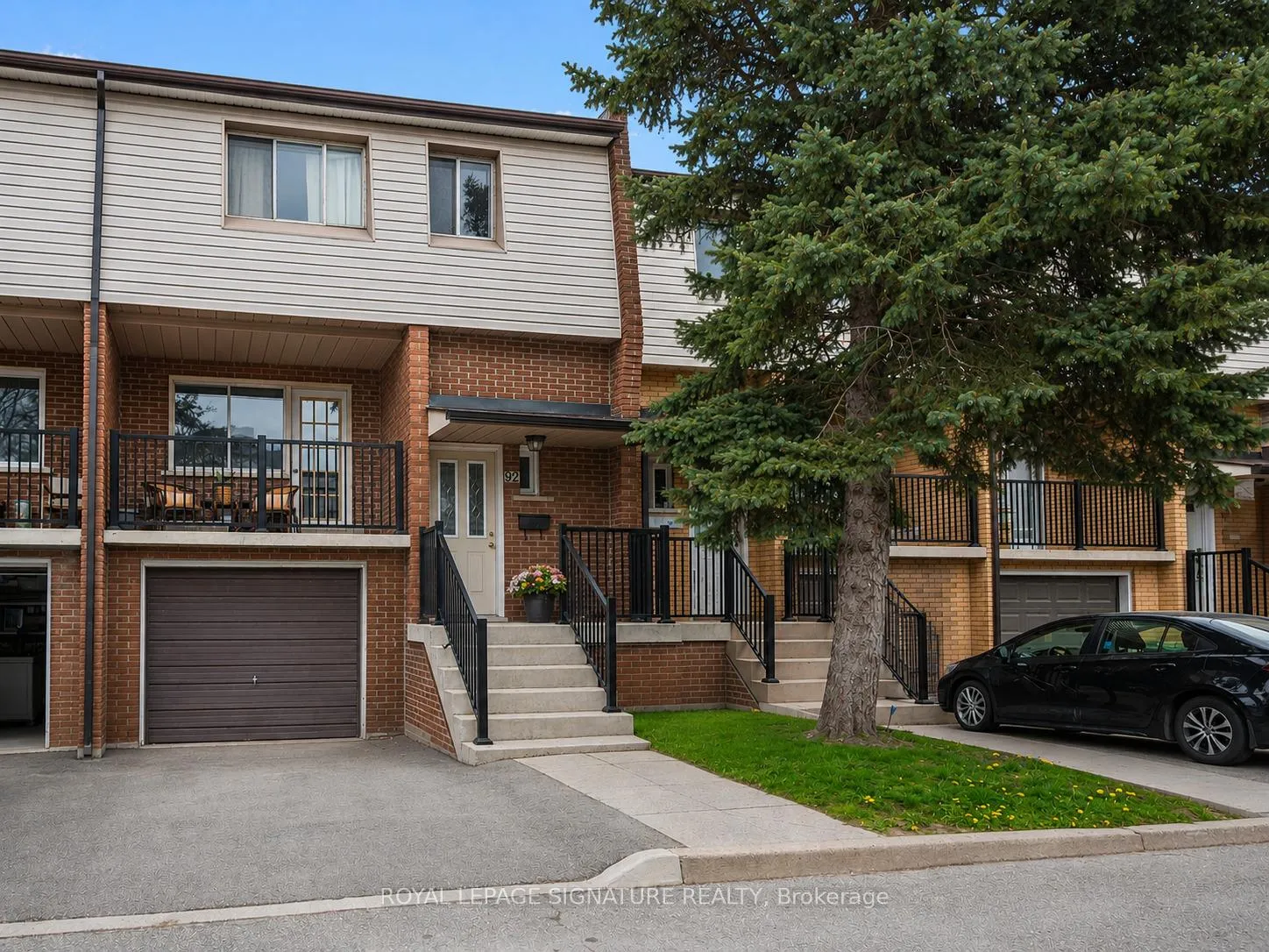 Photo 2 of Unit 92, 3175 Kirwin Avenue, Mississauga, Cooksville — HOMEH