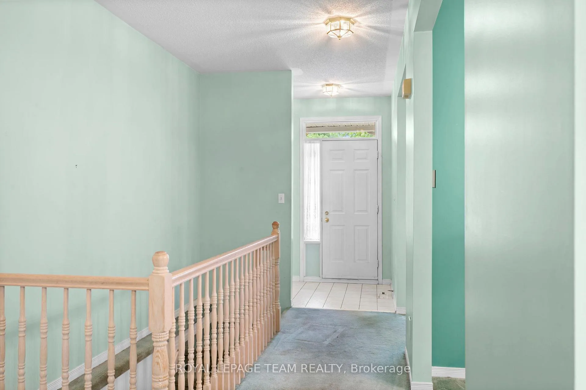 Photo 5 of 41 Billingham Crescent, Ottawa, Kanata - Morgan's Grant/South March — HOMEH