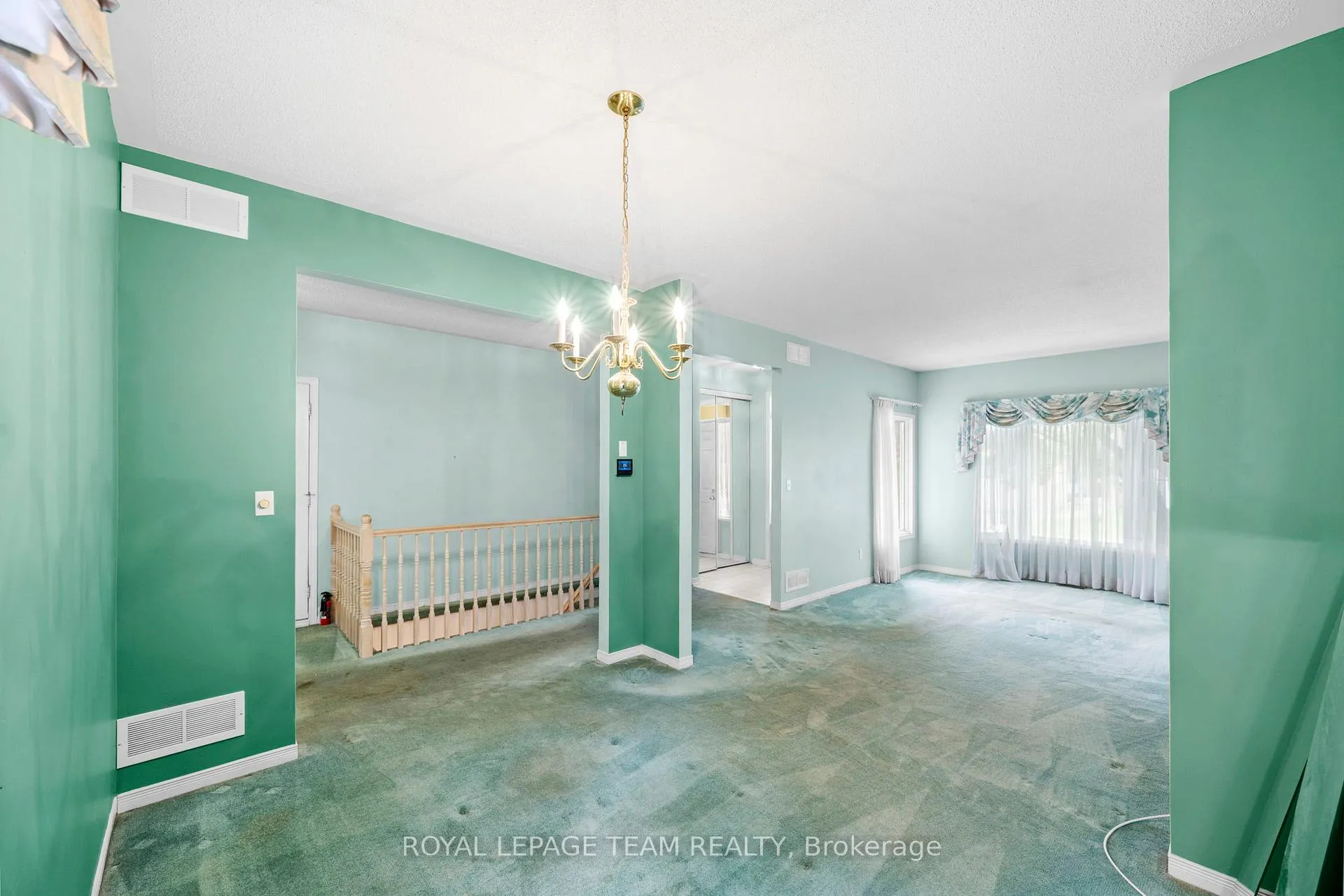Photo 13 of 41 Billingham Crescent, Ottawa, Kanata - Morgan's Grant/South March — HOMEH