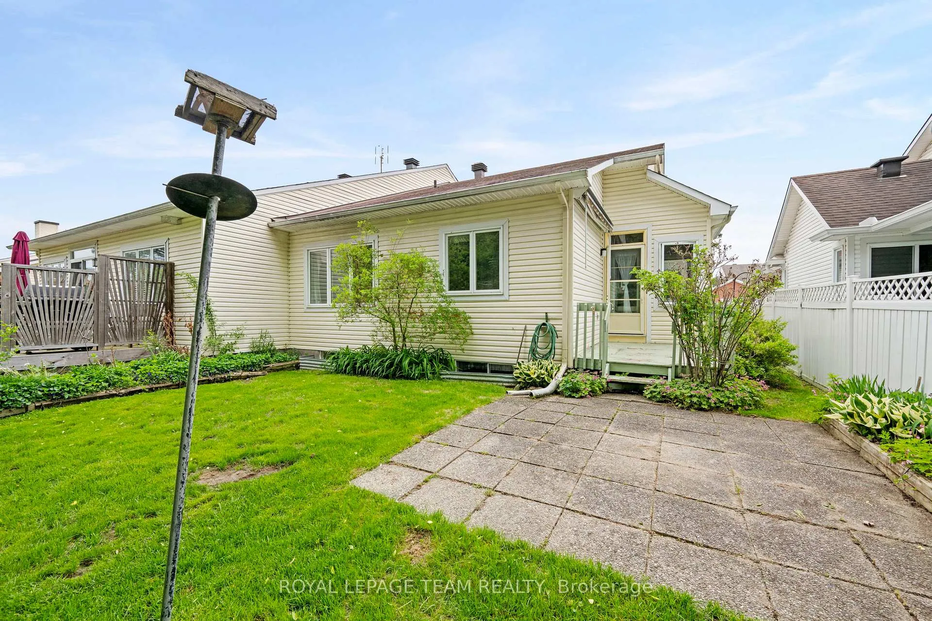 Photo 22 of 41 Billingham Crescent, Ottawa, Kanata - Morgan's Grant/South March — HOMEH