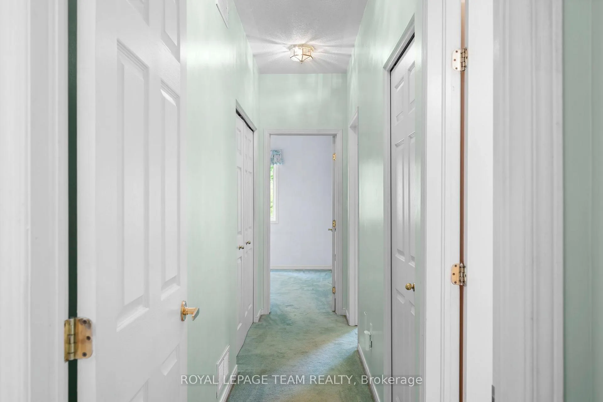Photo 33 of 41 Billingham Crescent, Ottawa, Kanata - Morgan's Grant/South March — HOMEH
