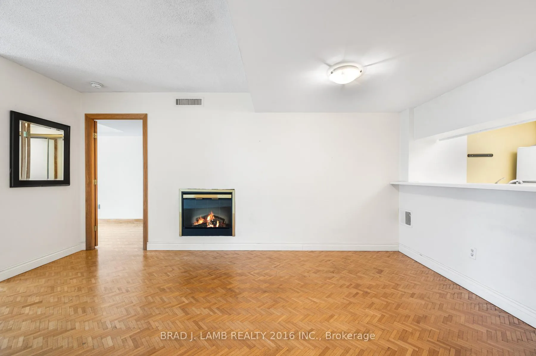 Photo 5 of Unit 2709, 1001 Bay Street, Toronto, Bay Street Corridor — HOMEH