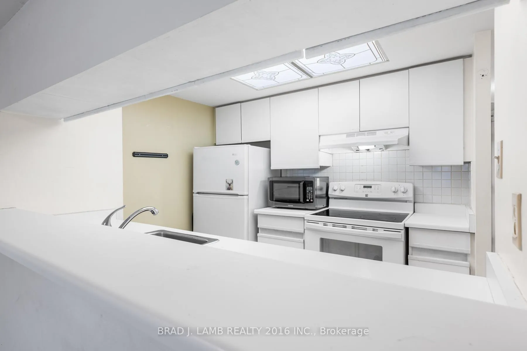 Photo 15 of Unit 2709, 1001 Bay Street, Toronto, Bay Street Corridor — HOMEH