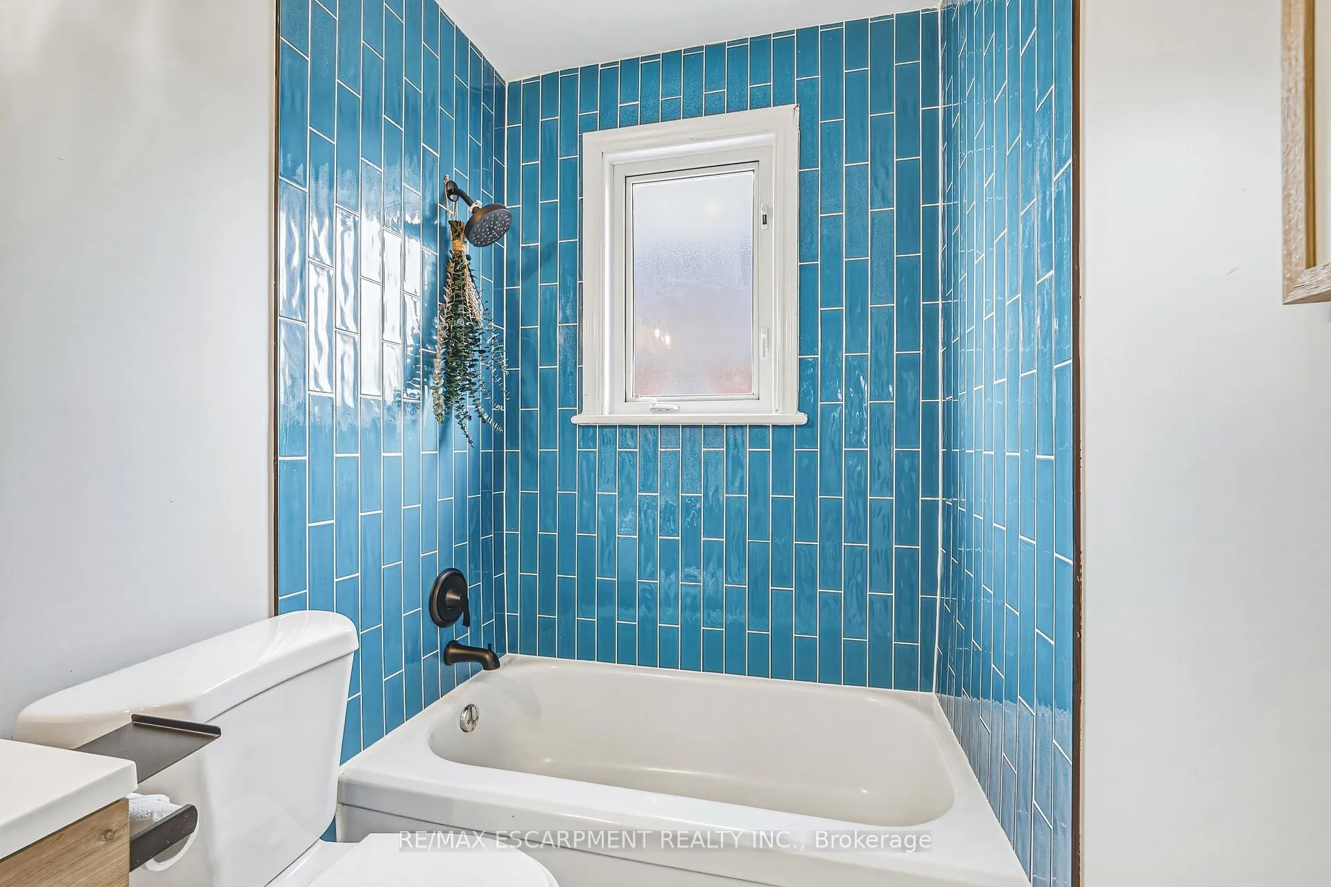 Photo 15 of 280 Montrose Avenue, Hamilton, Rosedale — HOMEH