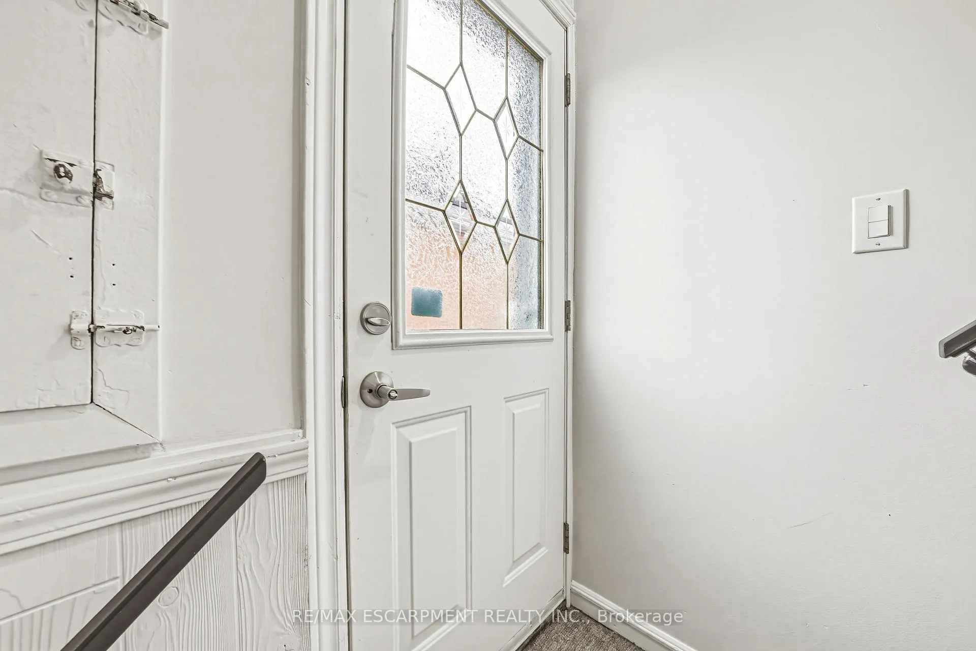 Photo 18 of 280 Montrose Avenue, Hamilton, Rosedale — HOMEH