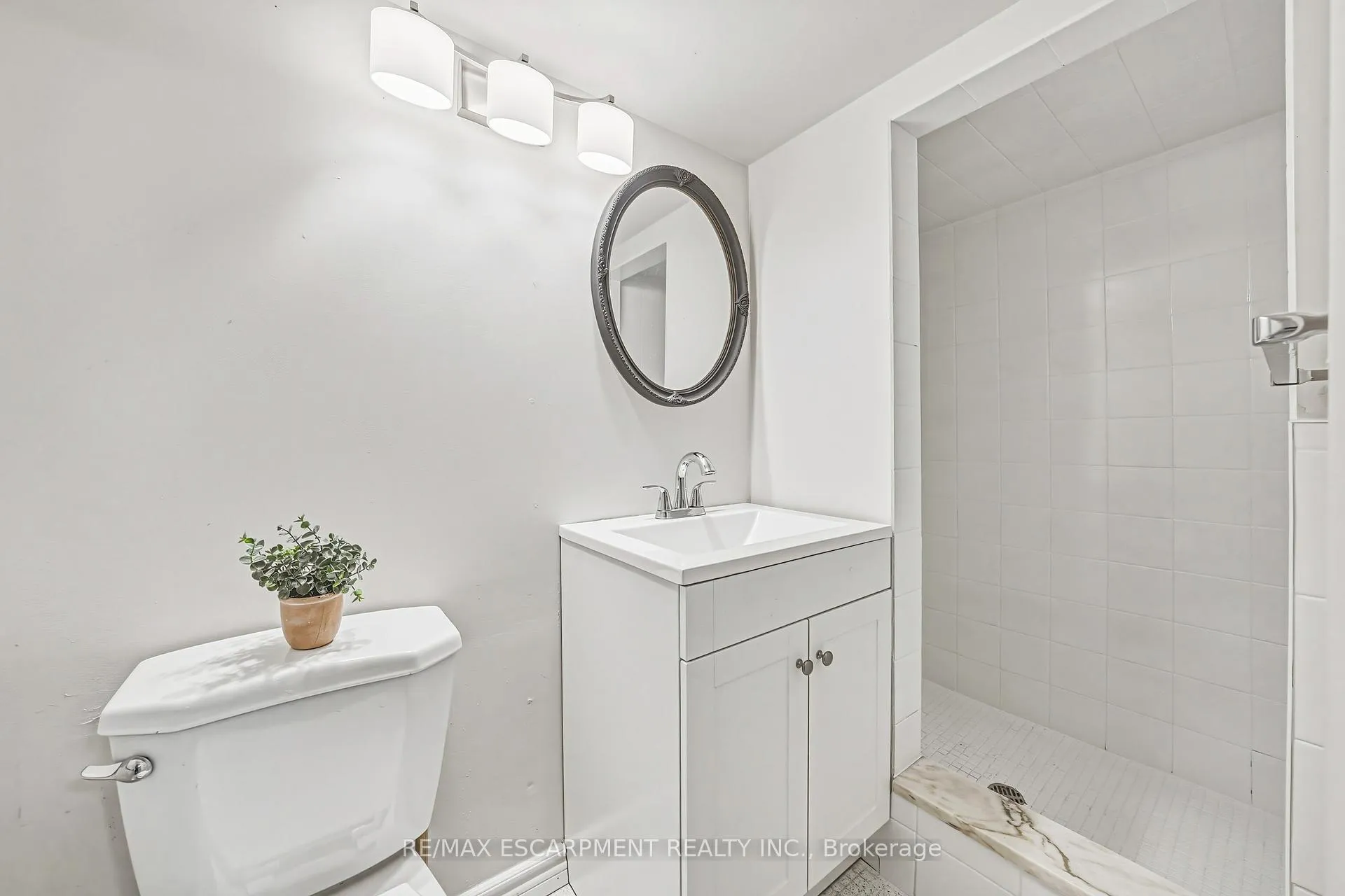 Photo 24 of 280 Montrose Avenue, Hamilton, Rosedale — HOMEH