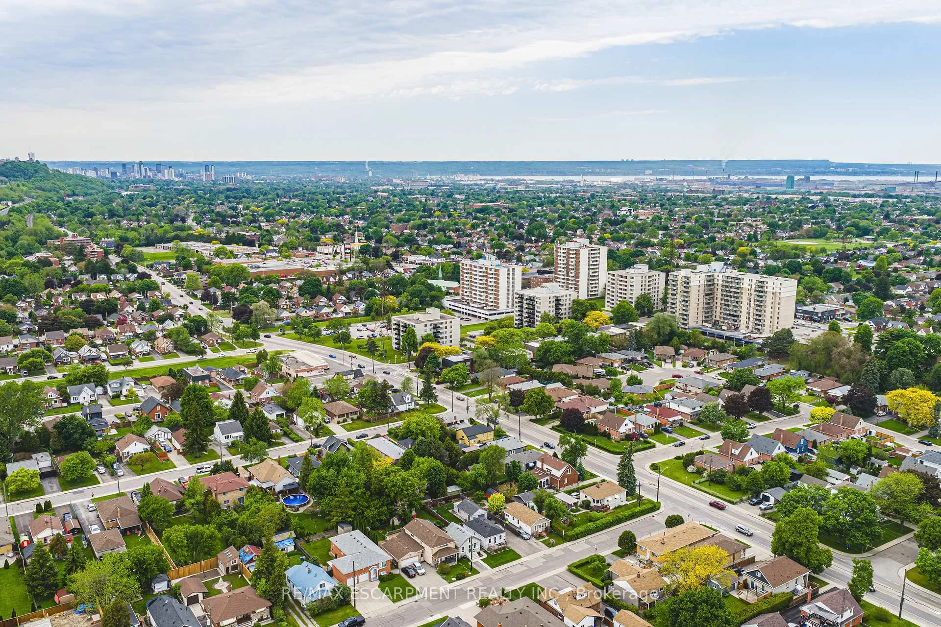 Photo 40 of 280 Montrose Avenue, Hamilton, Rosedale — HOMEH