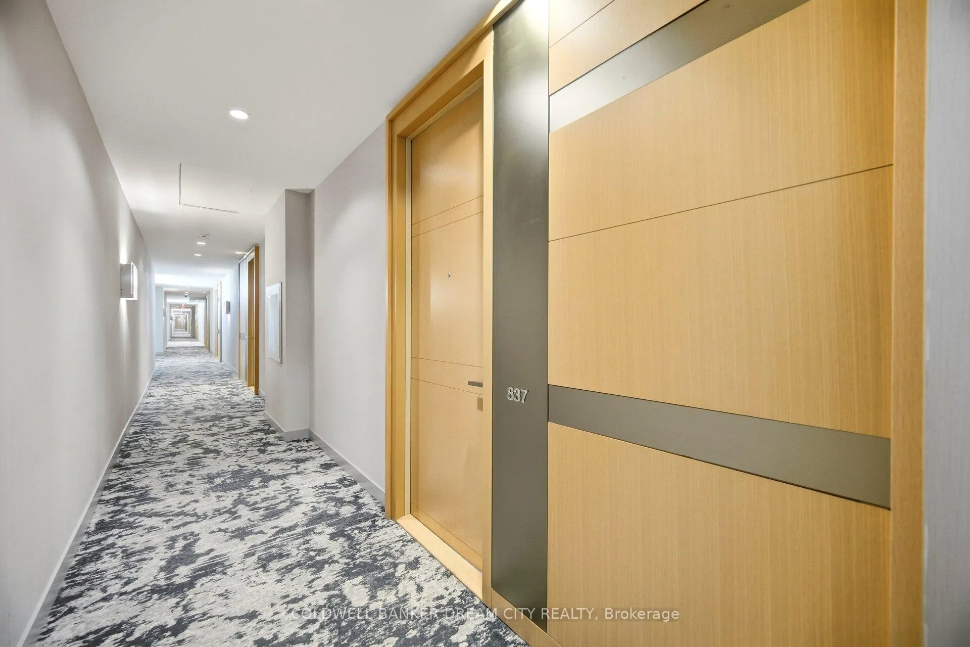 Photo 4 of Unit 837, 39 Queens Quay E, Toronto, Waterfront Communities — HOMEH