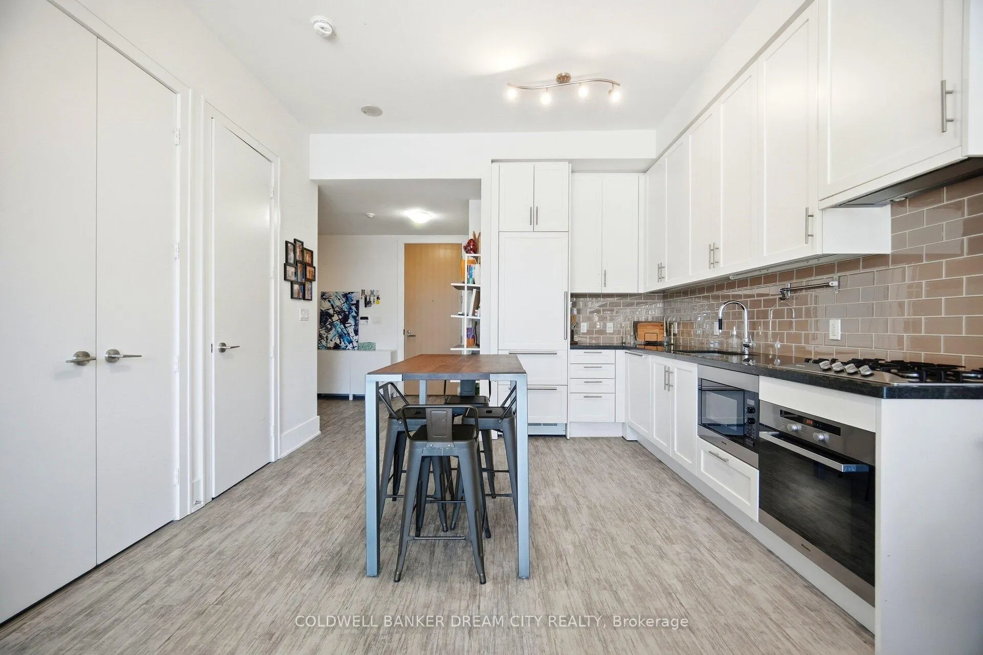 Photo 10 of Unit 837, 39 Queens Quay E, Toronto, Waterfront Communities — HOMEH