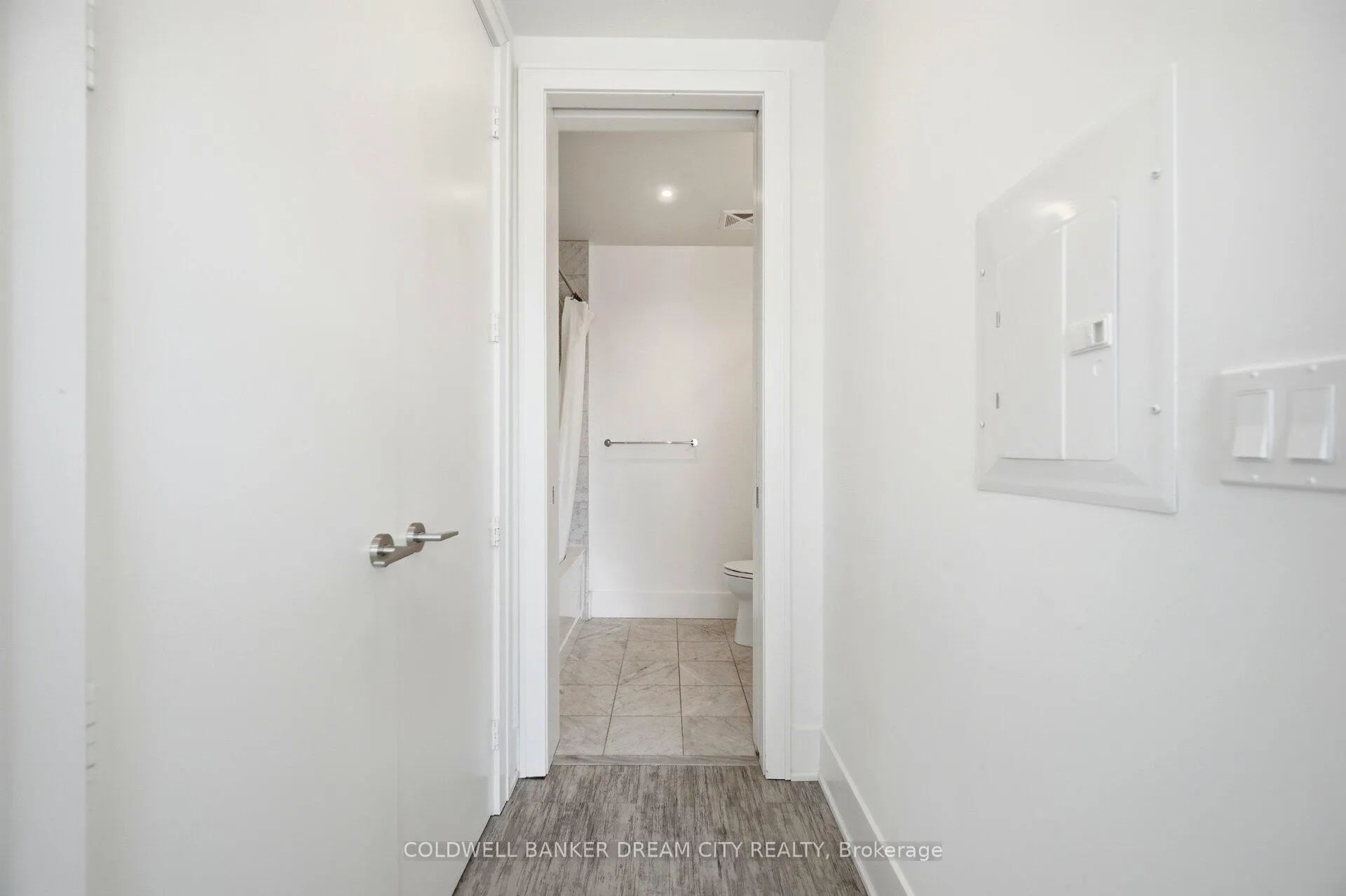 Photo 25 of Unit 837, 39 Queens Quay E, Toronto, Waterfront Communities — HOMEH