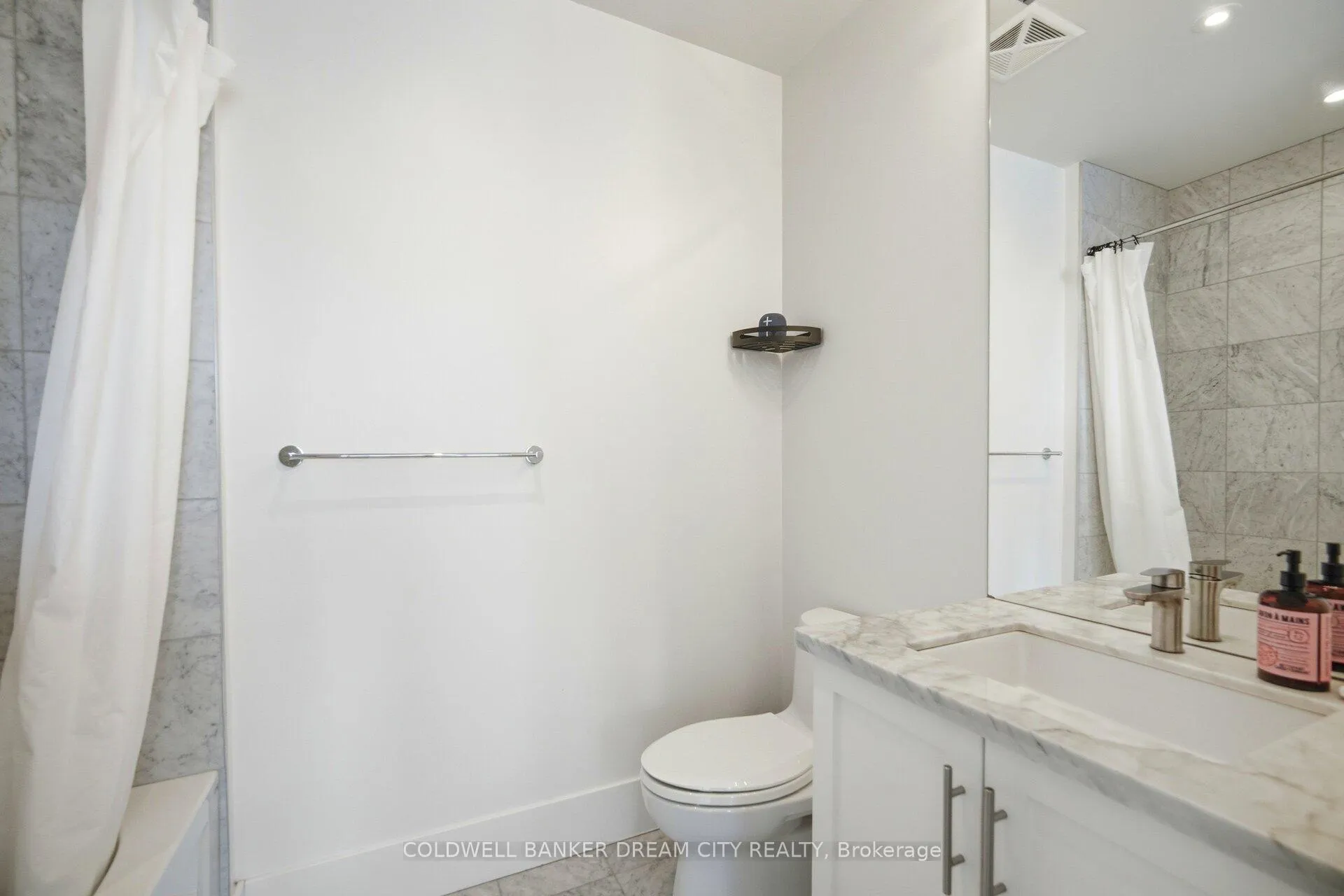Photo 26 of Unit 837, 39 Queens Quay E, Toronto, Waterfront Communities — HOMEH