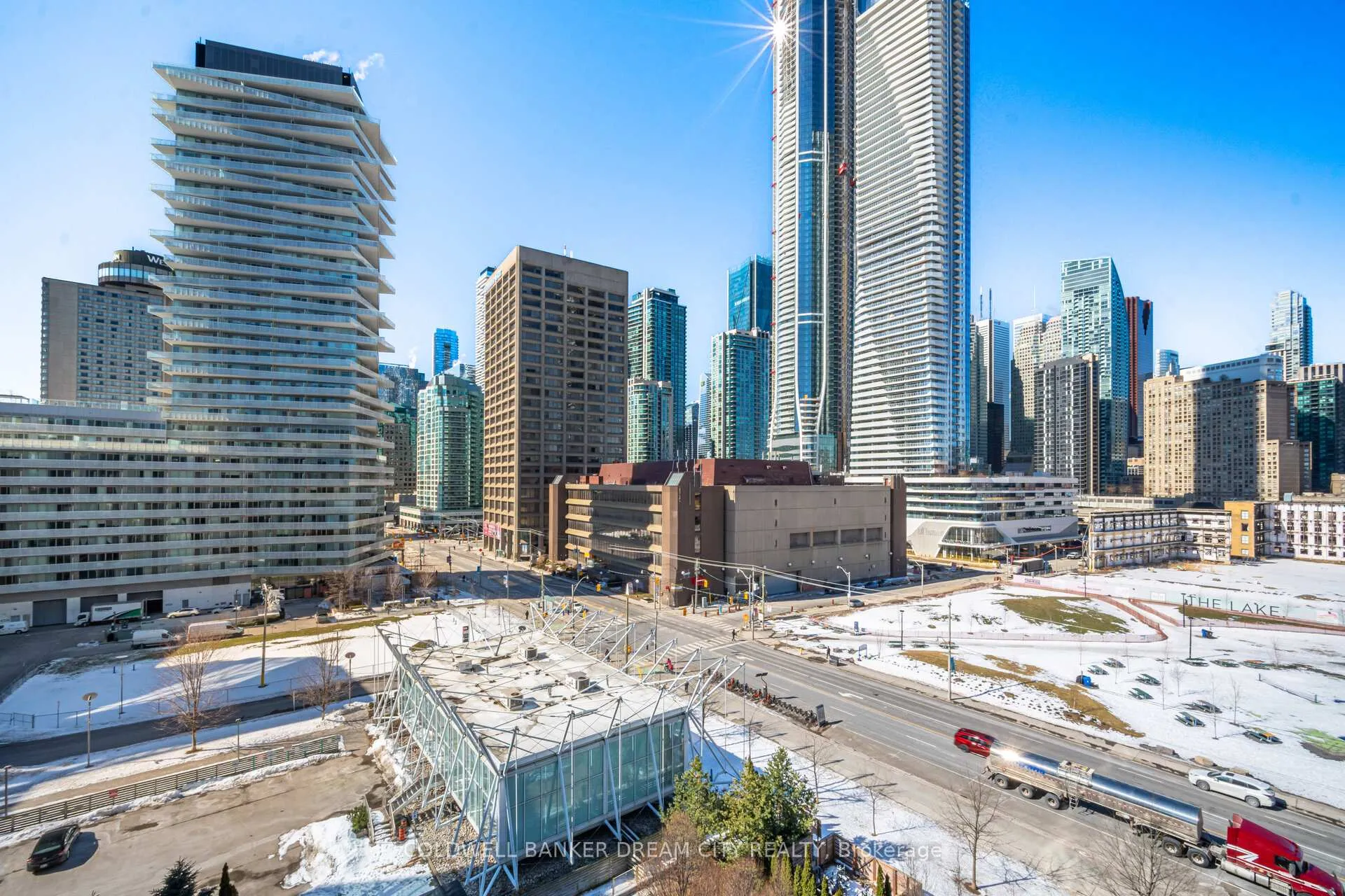 Photo 33 of Unit 837, 39 Queens Quay E, Toronto, Waterfront Communities — HOMEH