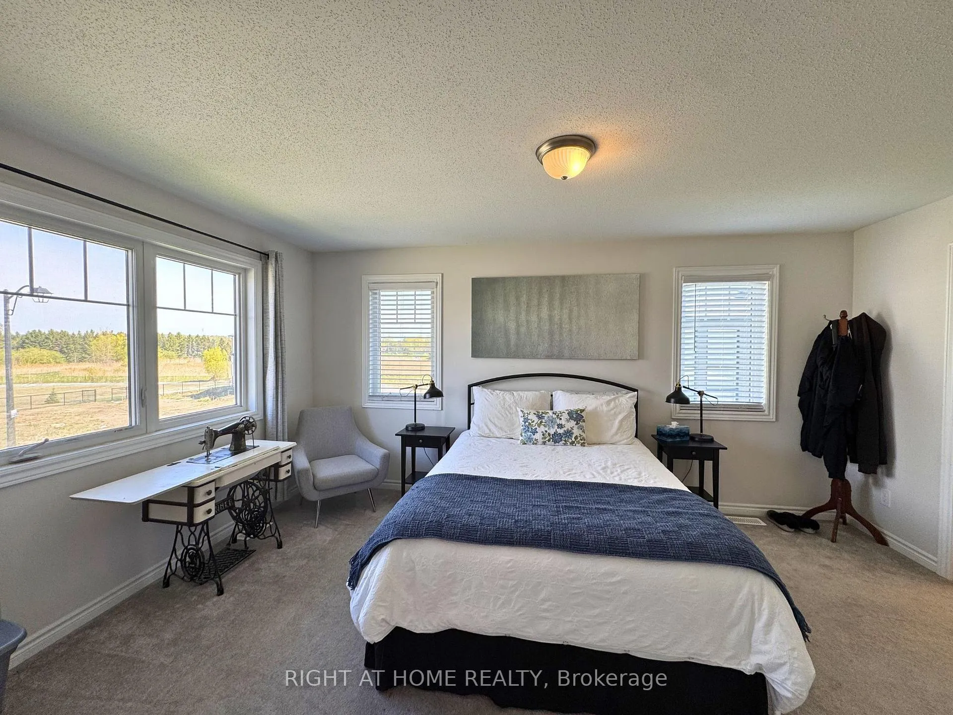 Photo 16 of 153 Cranesbill Road, Ottawa, Kanata - Emerald Meadows/Trailwest — HOMEH