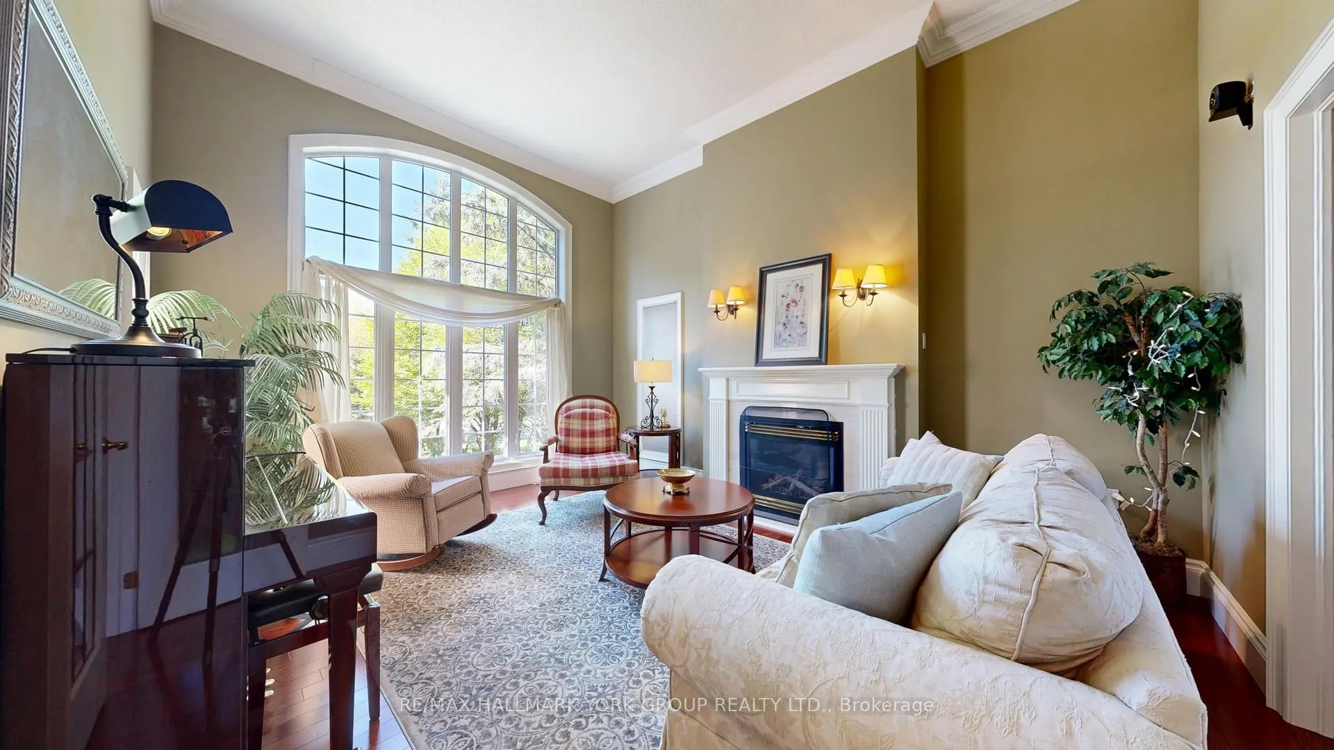 Photo 4 of 400 Coventry Hill Trail, Newmarket, Summerhill Estates — HOMEH