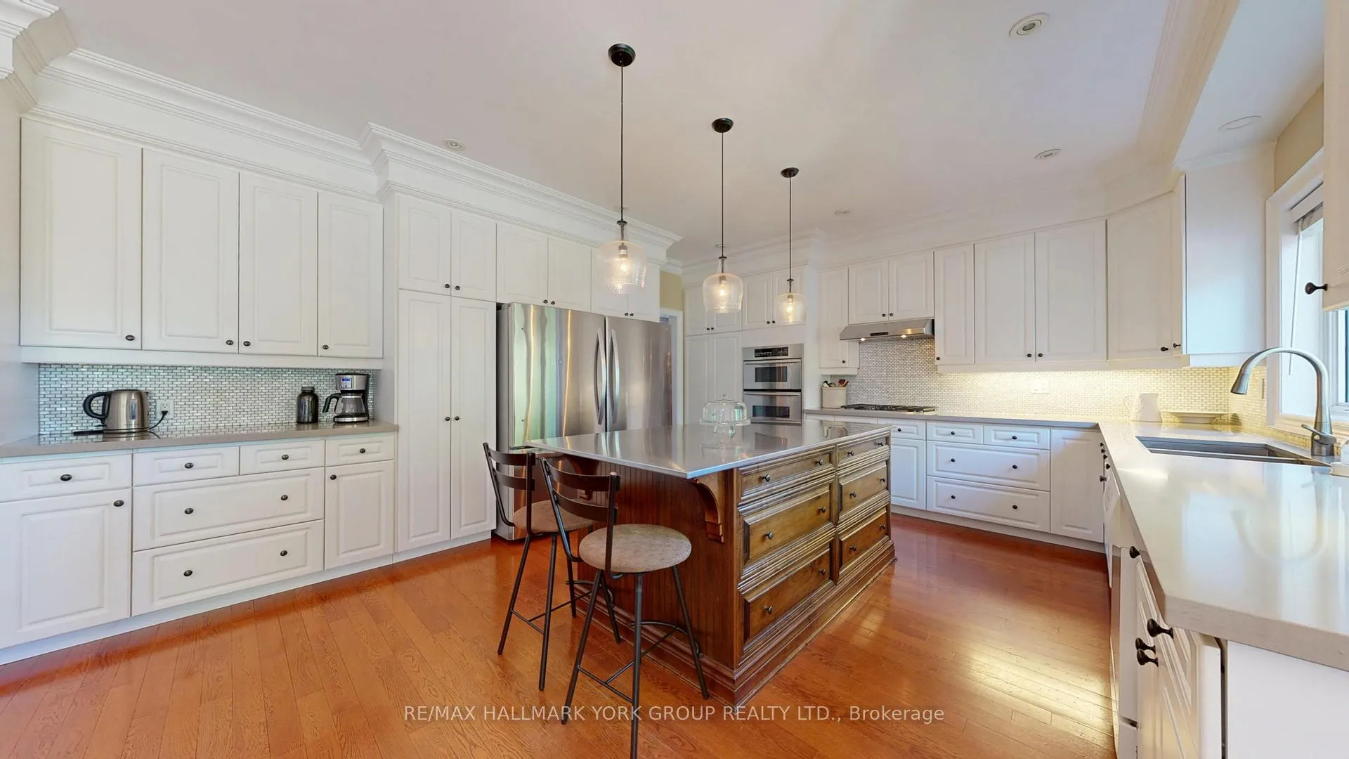 Photo 10 of 400 Coventry Hill Trail, Newmarket, Summerhill Estates — HOMEH