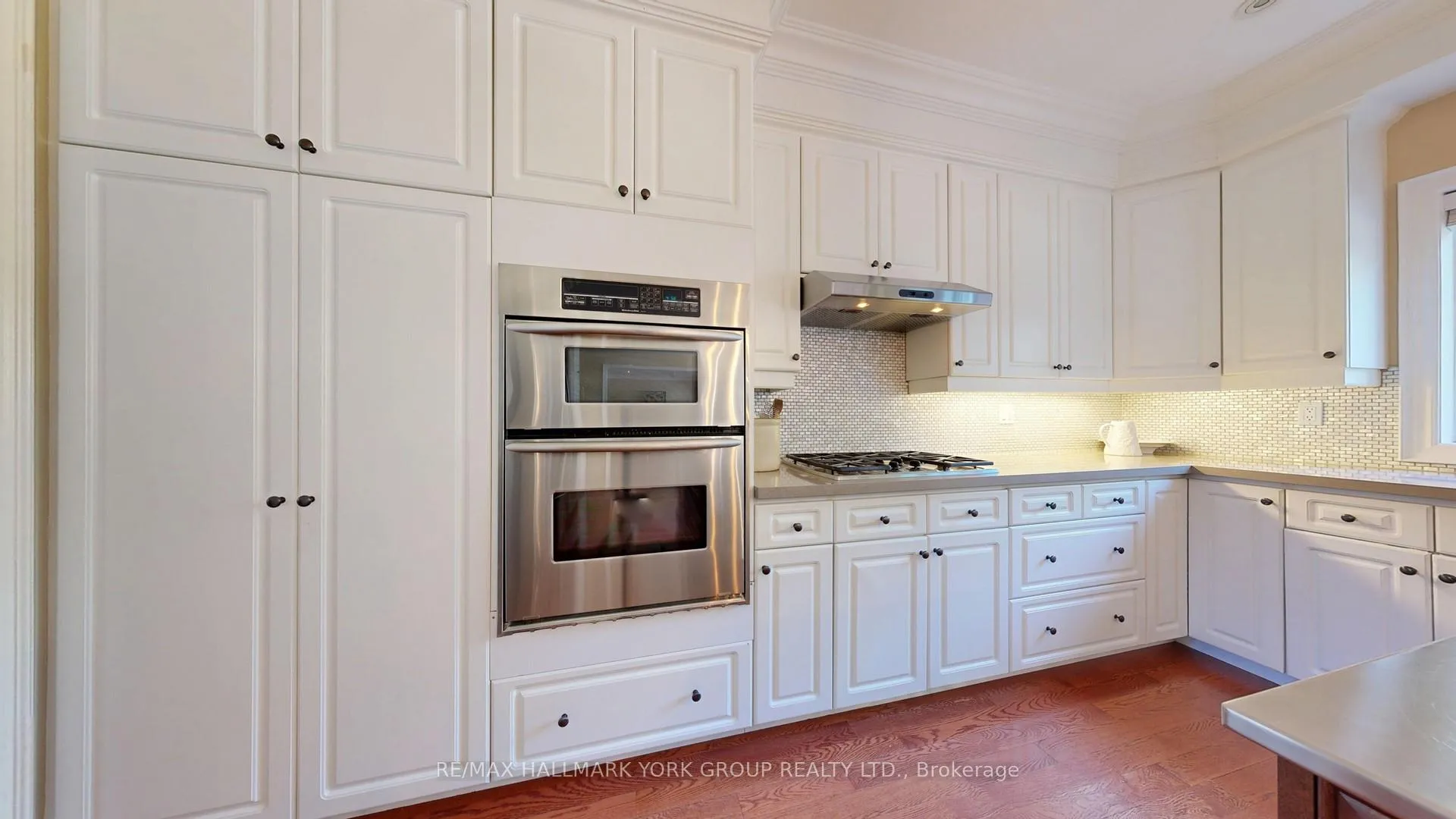 Photo 11 of 400 Coventry Hill Trail, Newmarket, Summerhill Estates — HOMEH