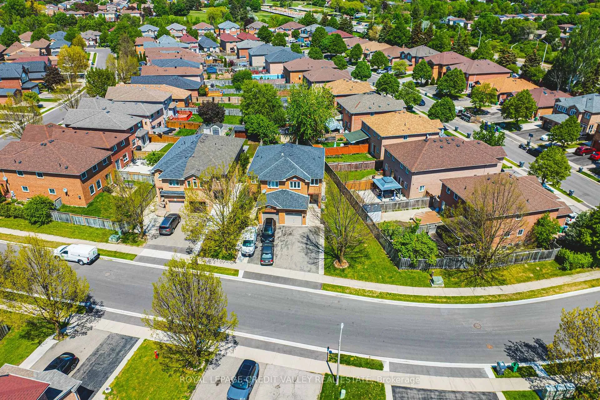 Photo 27 of 155 Saddletree Trail, Brampton, Brampton West — HOMEH