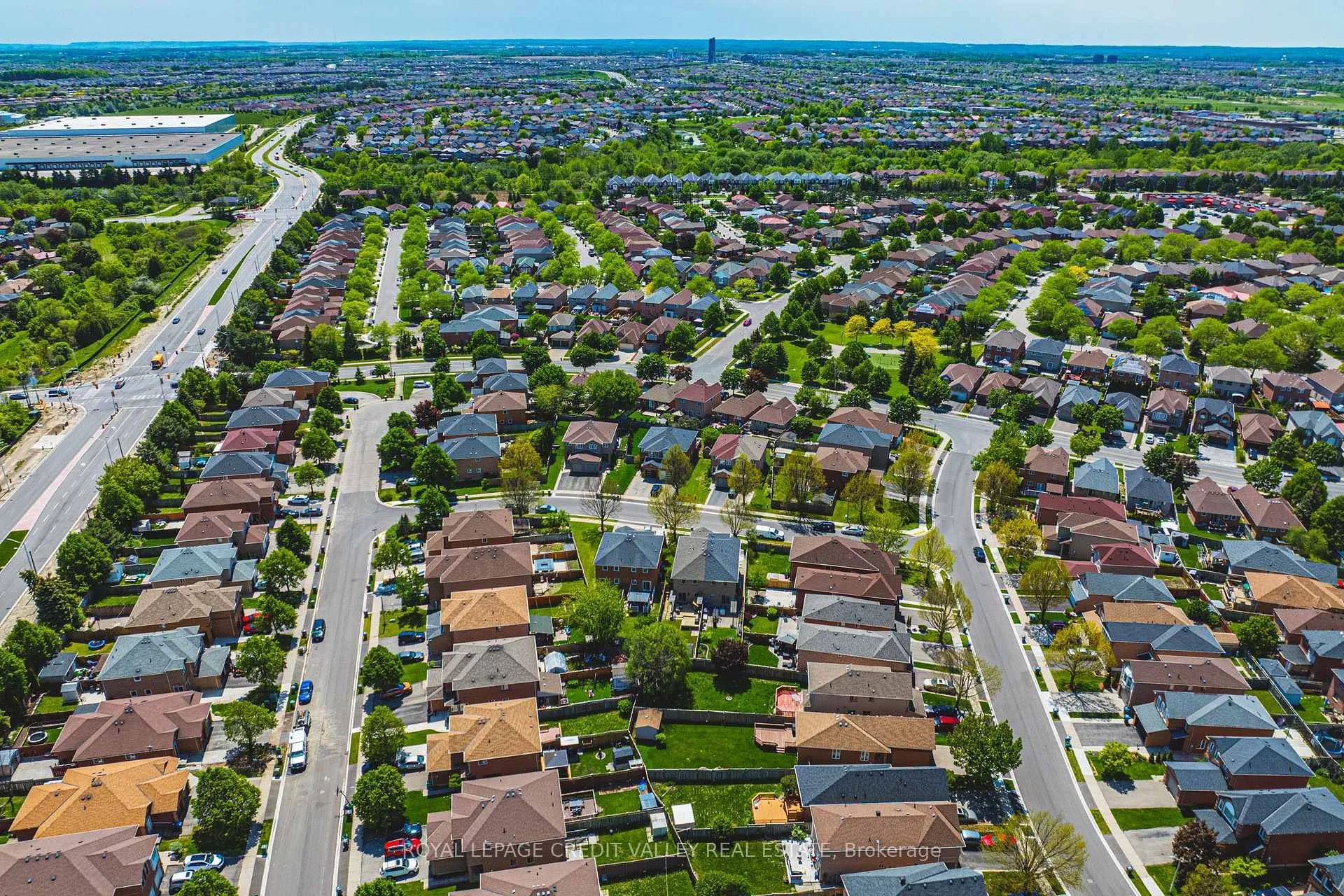 Photo 31 of 155 Saddletree Trail, Brampton, Brampton West — HOMEH