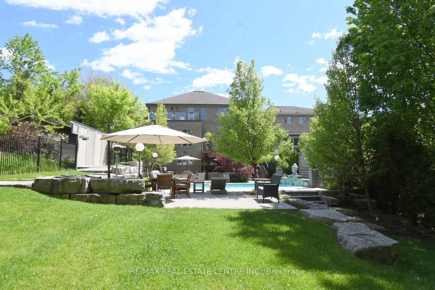 Photo 42 of 211 Tollgate Drive, Hamilton, Ancaster — HOMEH
