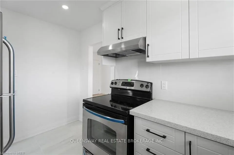 Photo 7 of Unit Main, 538 Lloyd Avenue, Welland, Prince Charles — HOMEH