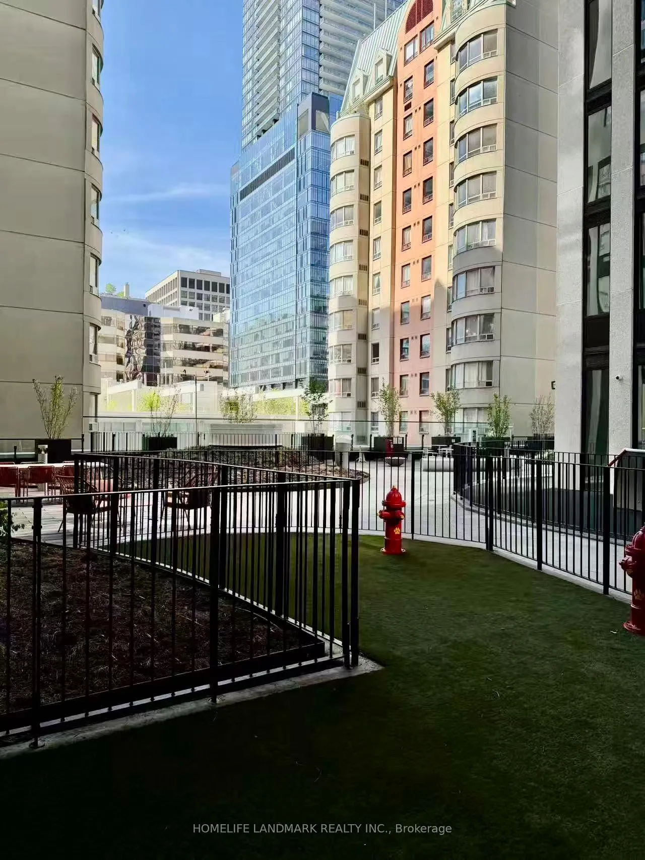Photo 1 of 238 Simcoe Street, Toronto, Kensington-Chinatown — HOMEH
