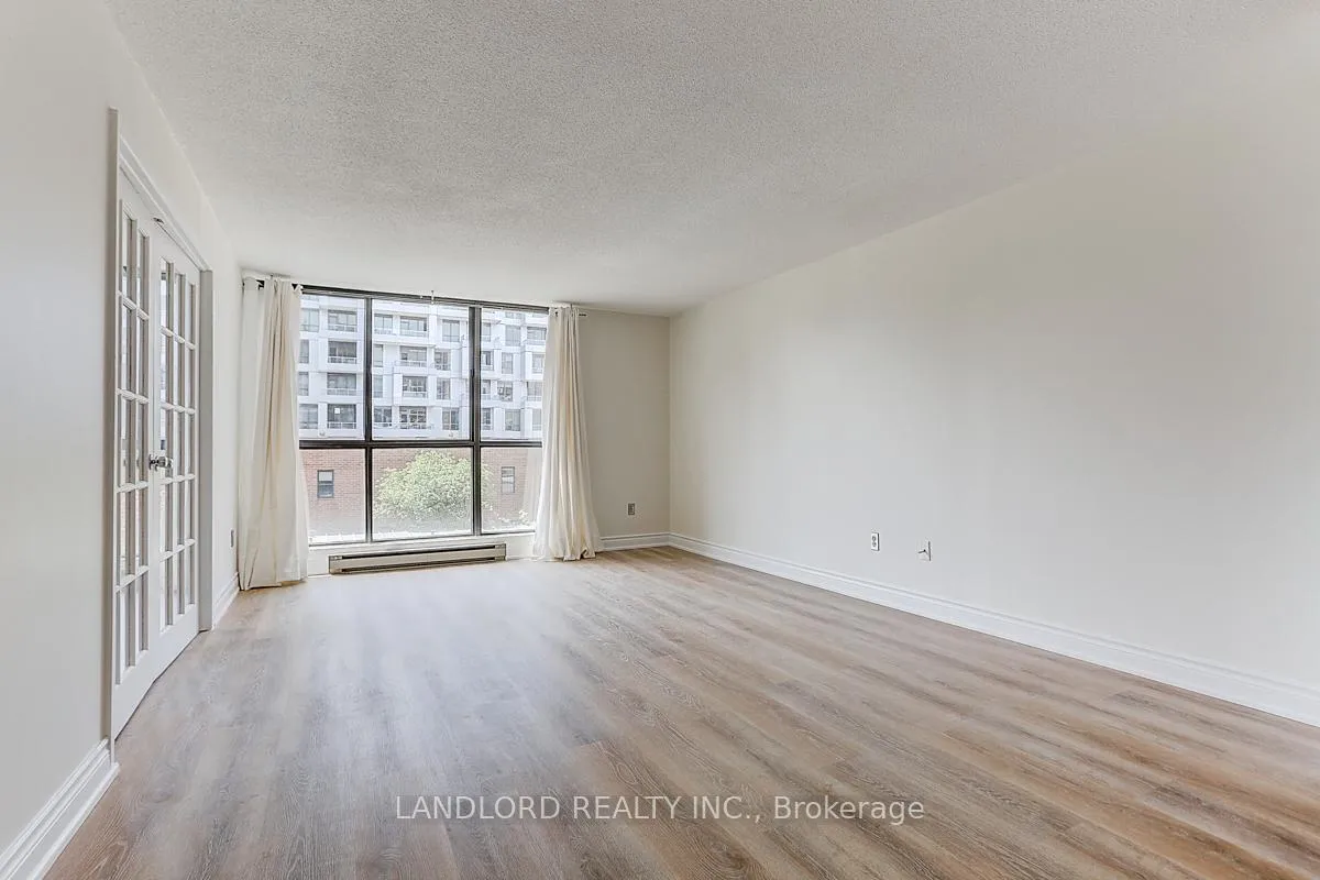 Photo 15 of Unit 405, 188 Spadina Avenue, Toronto, Kensington-Chinatown — HOMEH