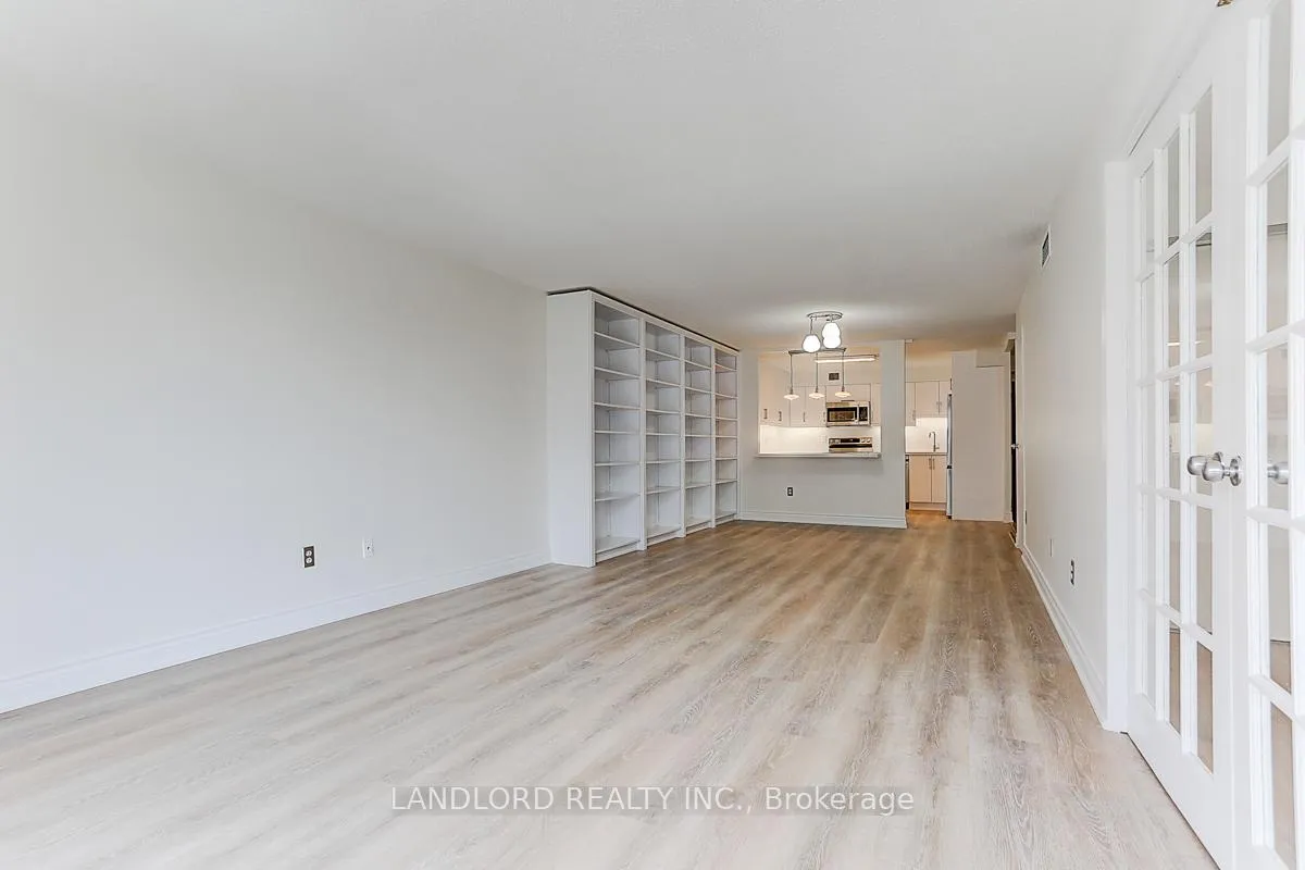 Photo 18 of Unit 405, 188 Spadina Avenue, Toronto, Kensington-Chinatown — HOMEH
