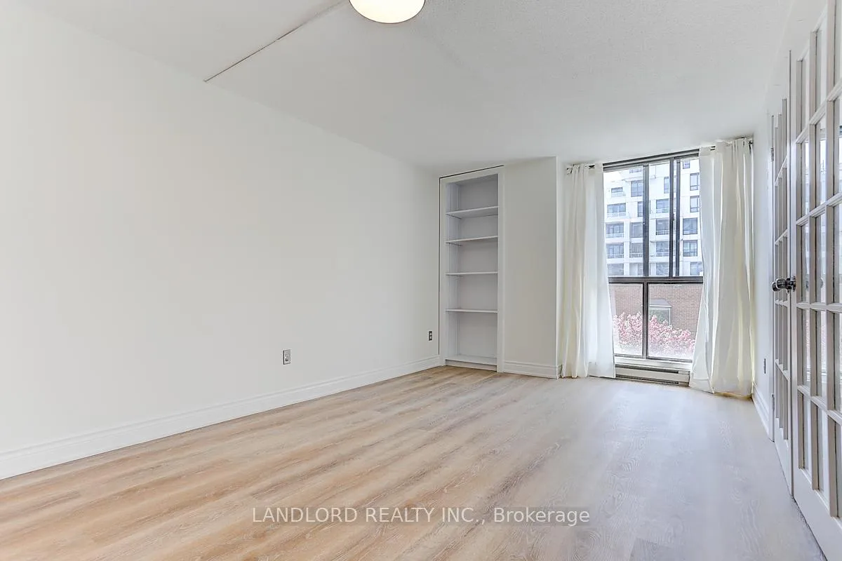 Photo 20 of Unit 405, 188 Spadina Avenue, Toronto, Kensington-Chinatown — HOMEH