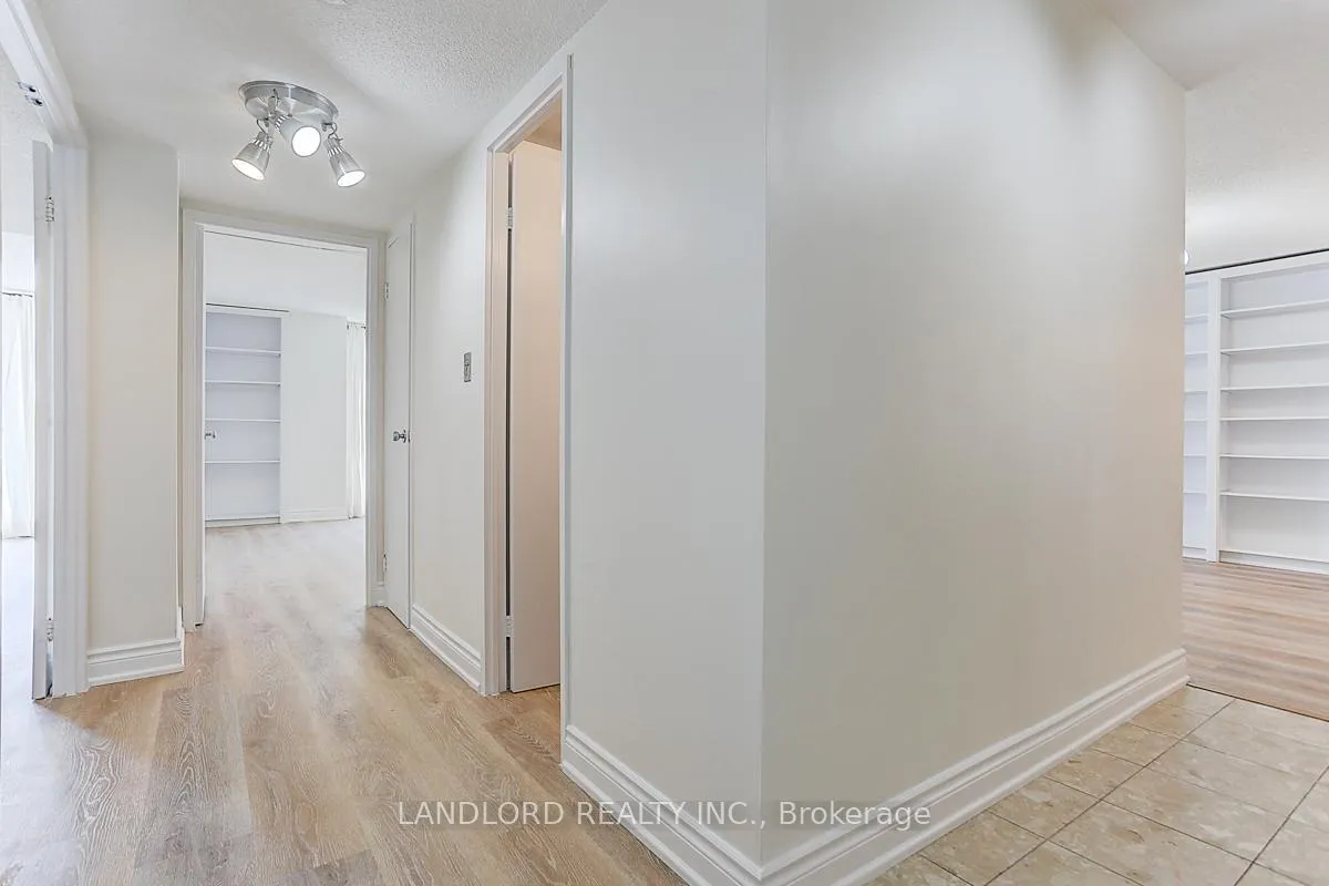 Photo 29 of Unit 405, 188 Spadina Avenue, Toronto, Kensington-Chinatown — HOMEH