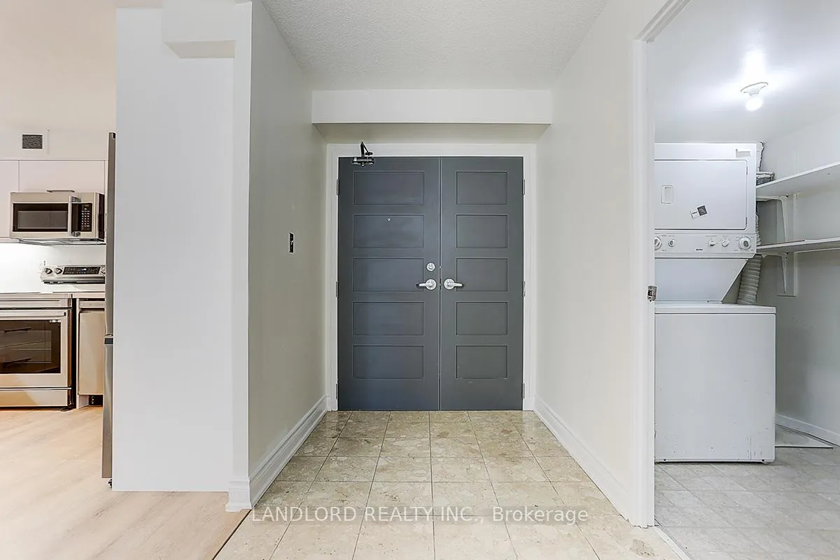 Photo 32 of Unit 405, 188 Spadina Avenue, Toronto, Kensington-Chinatown — HOMEH
