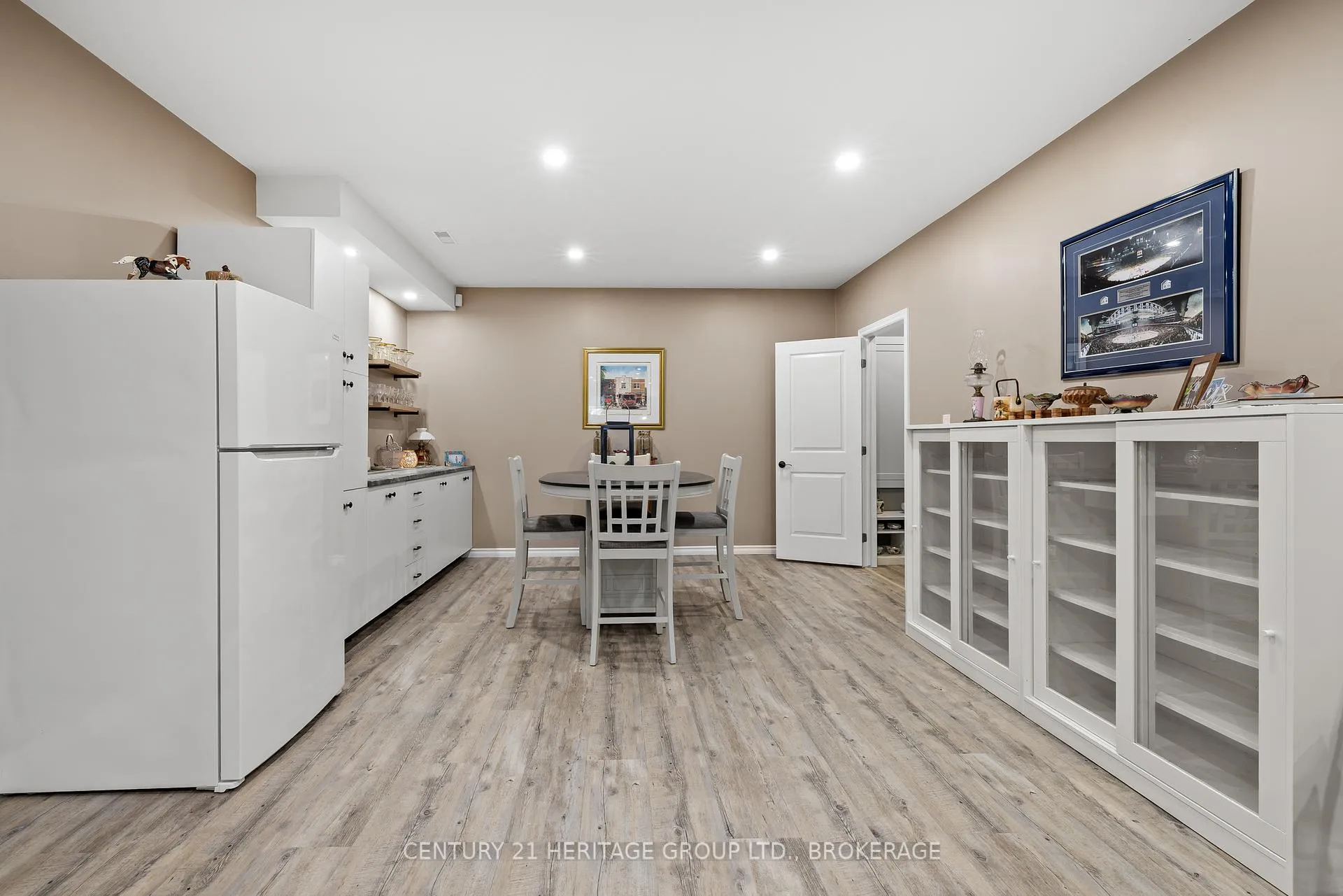 Photo 31 of 1071 Cranberry Cove Lane, Frontenac, Frontenac South — HOMEH