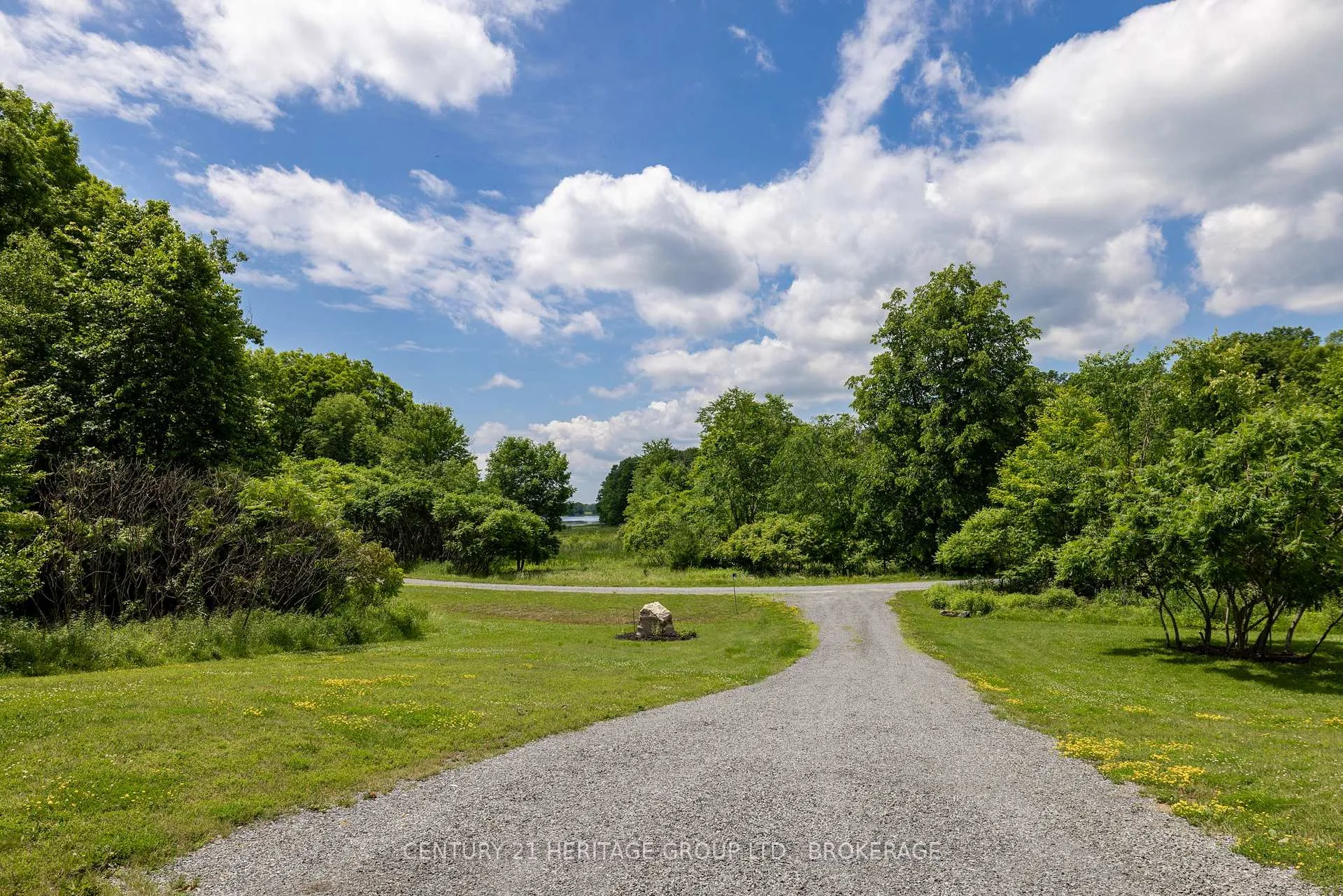 Photo 43 of 1071 Cranberry Cove Lane, Frontenac, Frontenac South — HOMEH