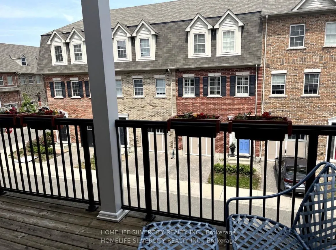 Photo 11 of 19 John Russell Lane, Kitchener, Fairfield — HOMEH