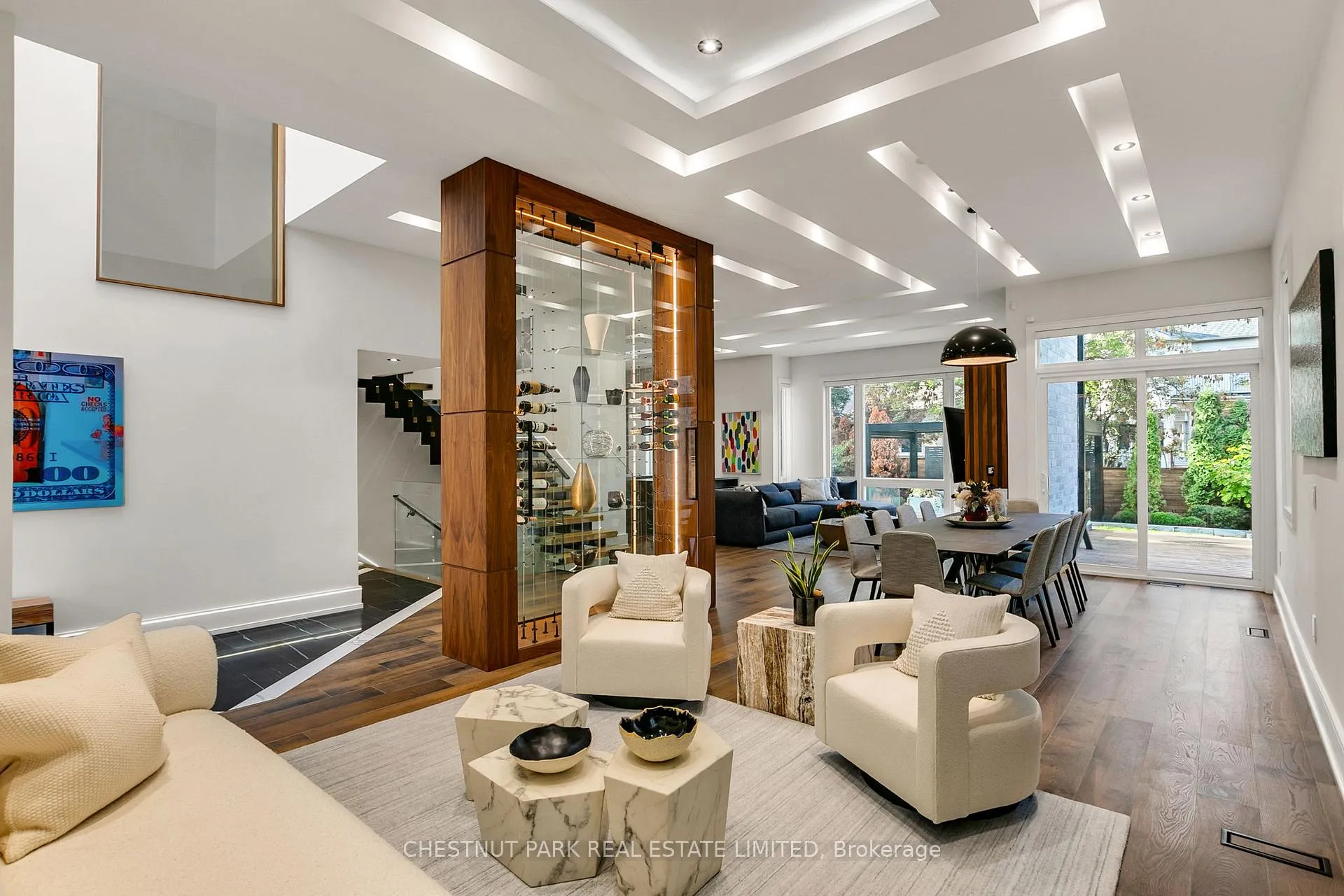 Photo 10 of 514 Douglas Avenue, Toronto, Bedford Park-Nortown — HOMEH