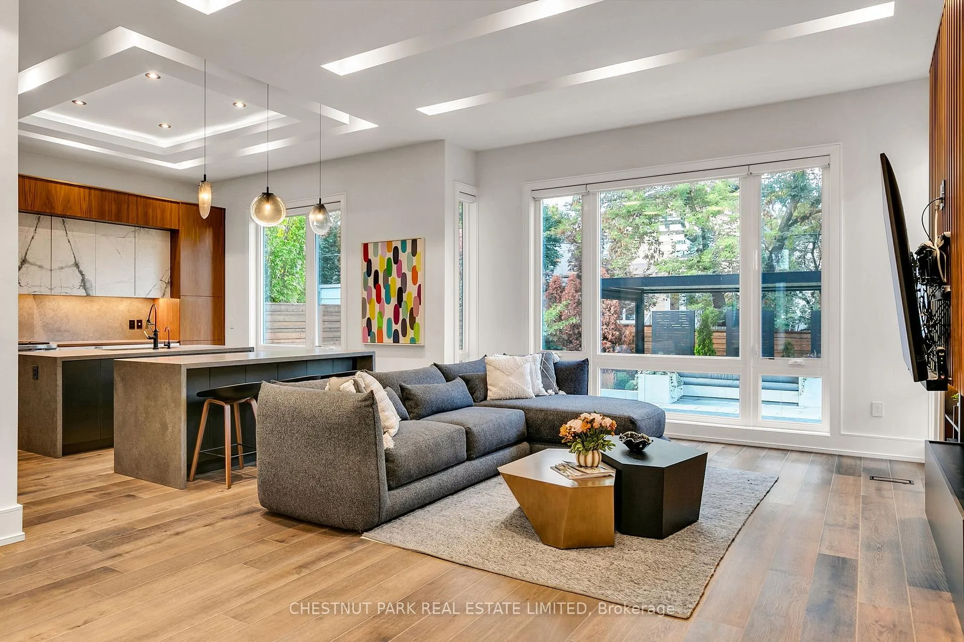 Photo 13 of 514 Douglas Avenue, Toronto, Bedford Park-Nortown — HOMEH