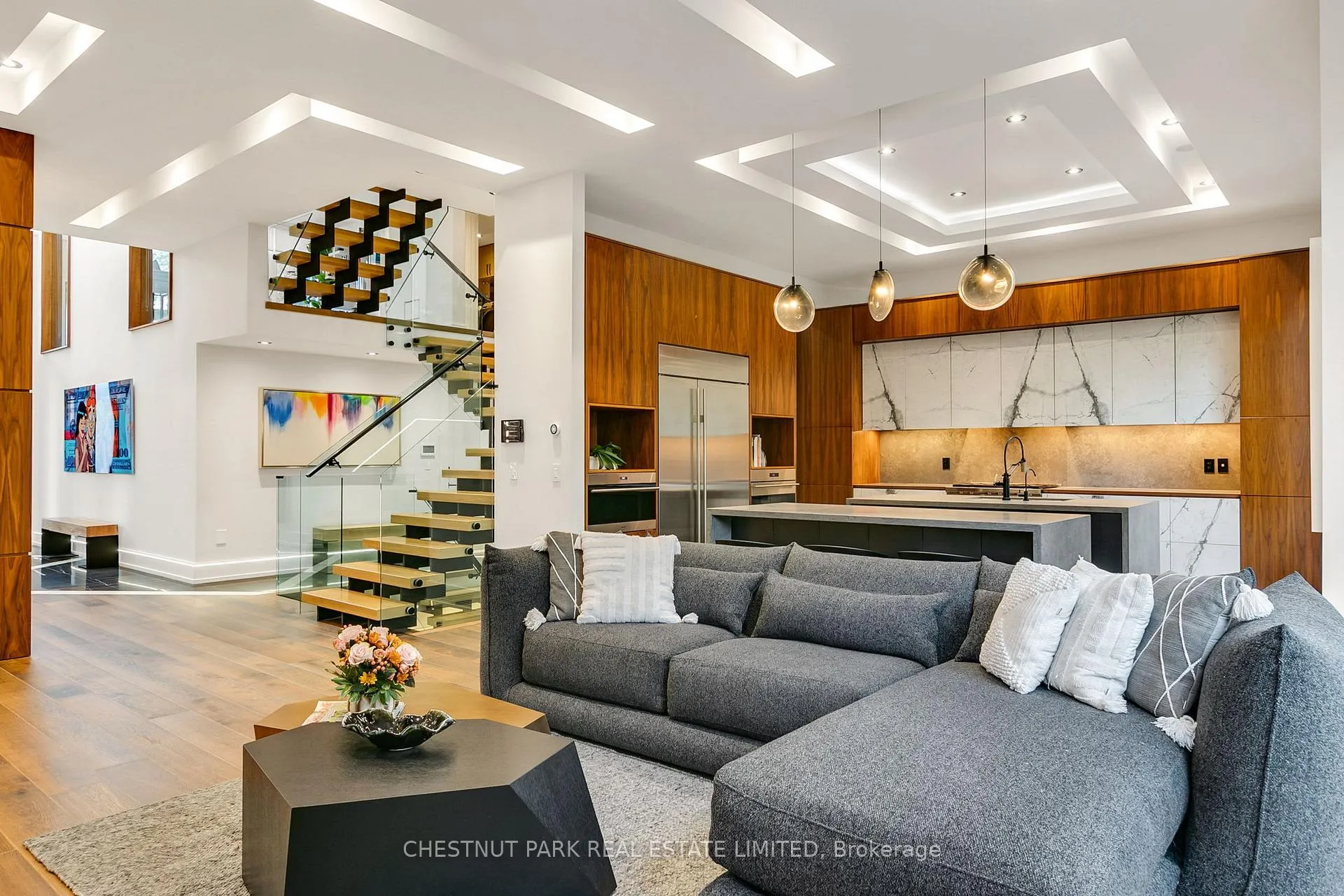 Photo 14 of 514 Douglas Avenue, Toronto, Bedford Park-Nortown — HOMEH