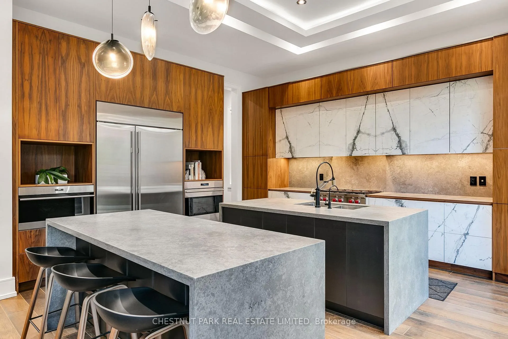 Photo 25 of 514 Douglas Avenue, Toronto, Bedford Park-Nortown — HOMEH