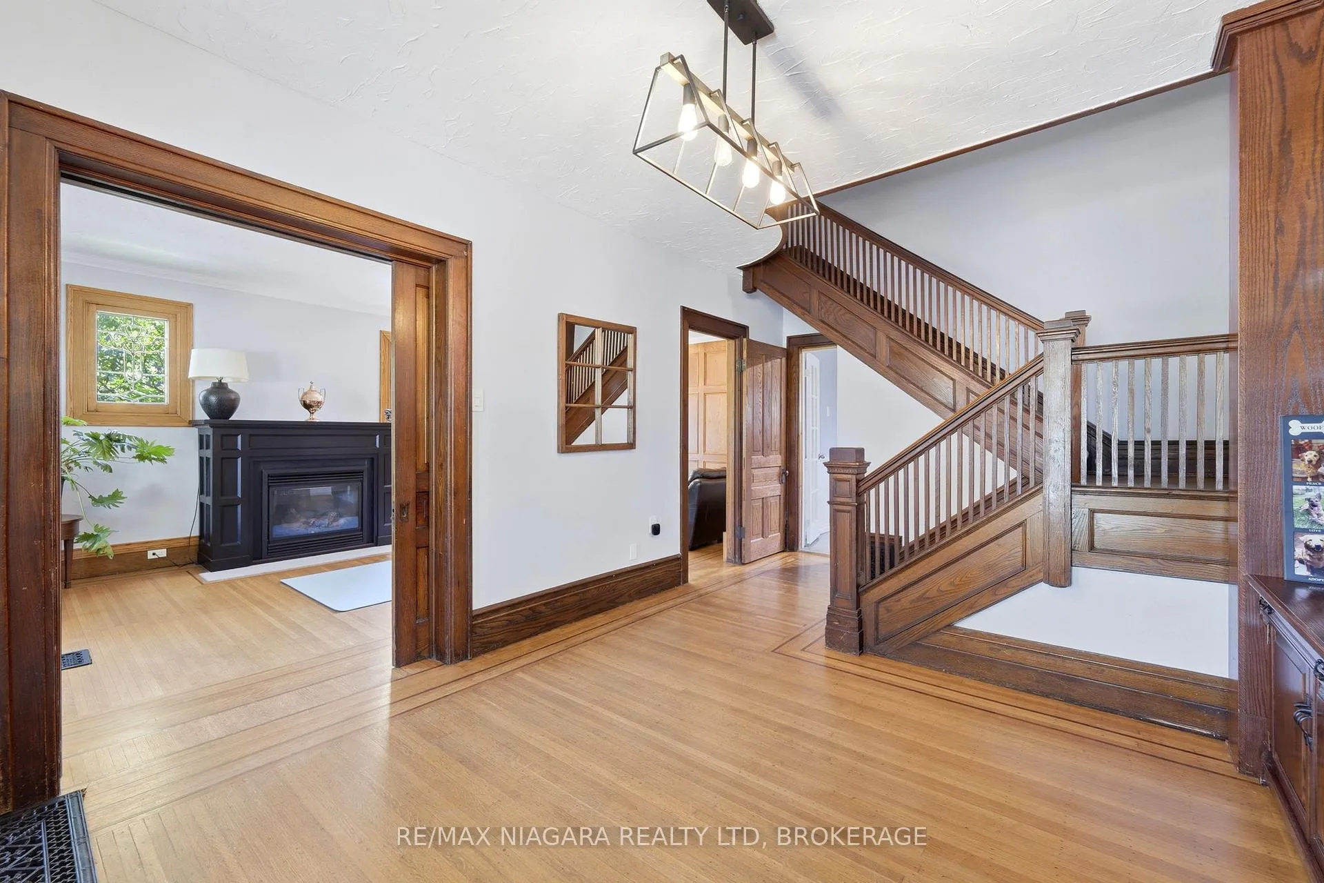 Photo 11 of 4887 Crysler Avenue, Niagara Falls, Downtown — HOMEH