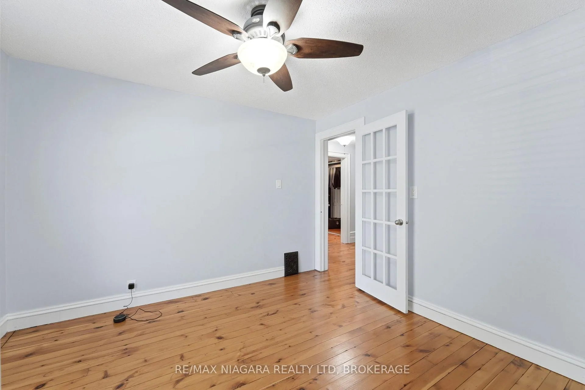 Photo 28 of 4887 Crysler Avenue, Niagara Falls, Downtown — HOMEH