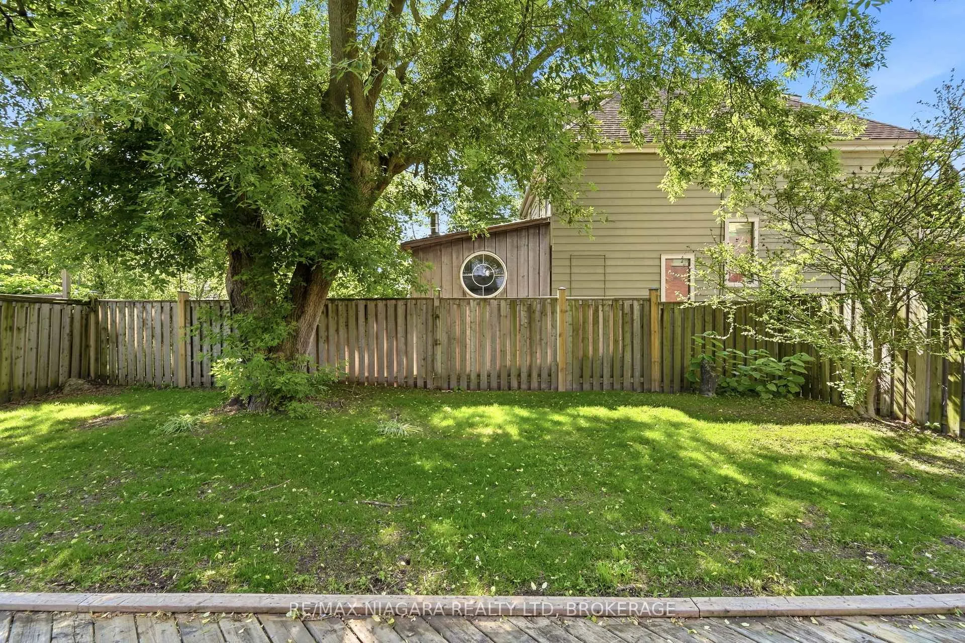 Photo 39 of 4887 Crysler Avenue, Niagara Falls, Downtown — HOMEH