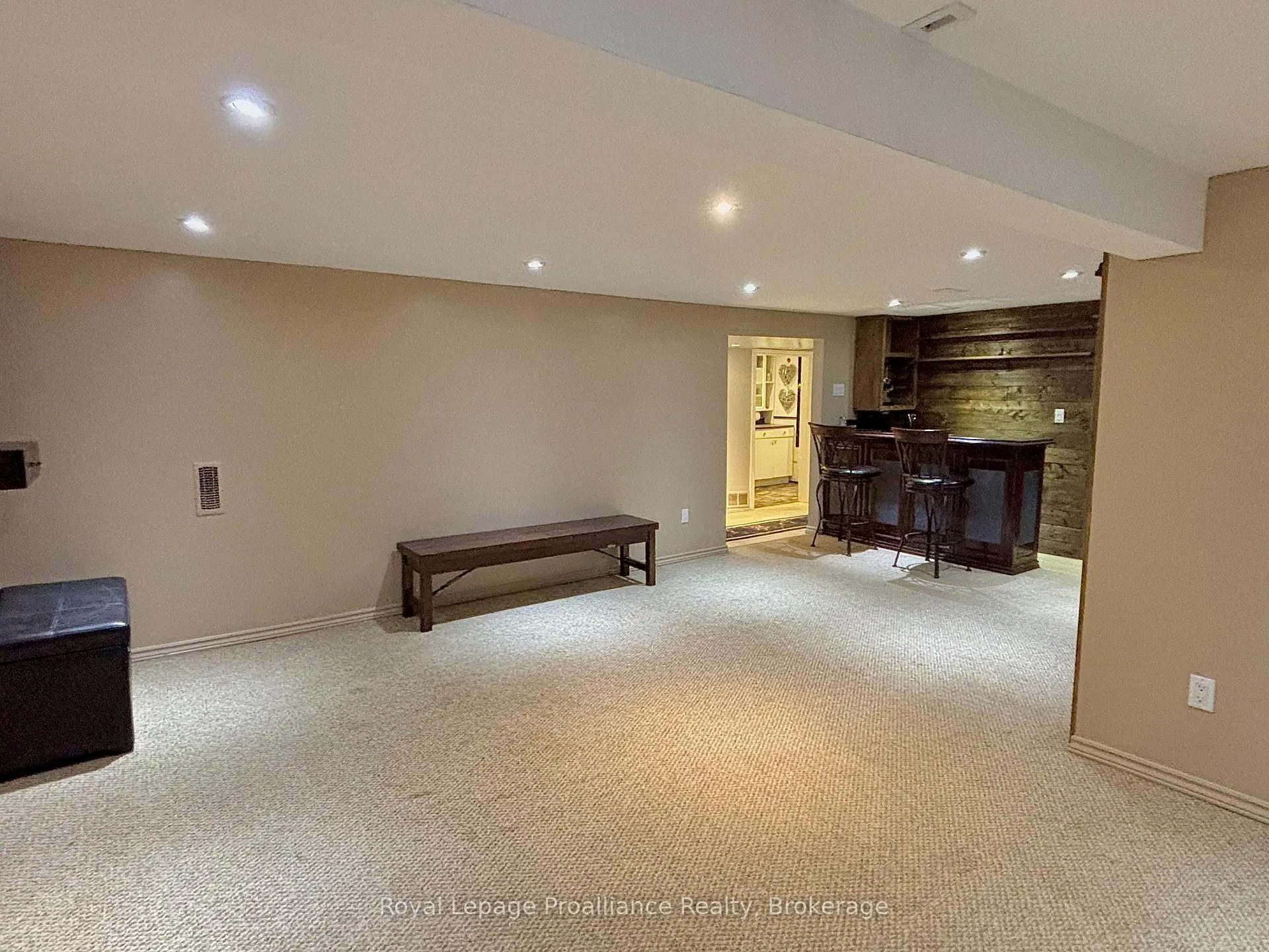 Photo 25 of 10 Chown Crescent, Belleville, Belleville Ward — HOMEH
