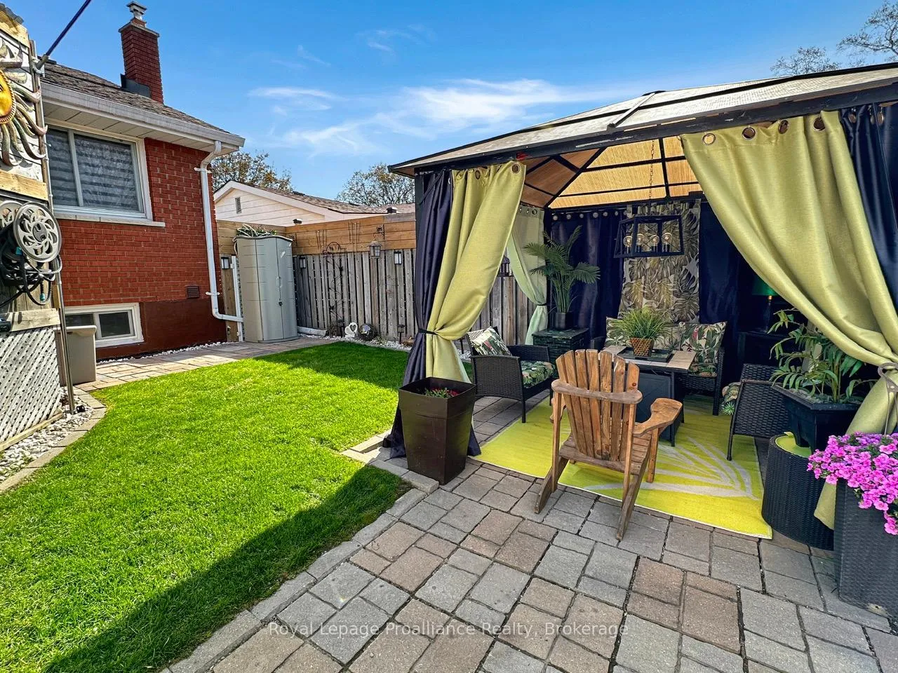 Photo 36 of 10 Chown Crescent, Belleville, Belleville Ward — HOMEH