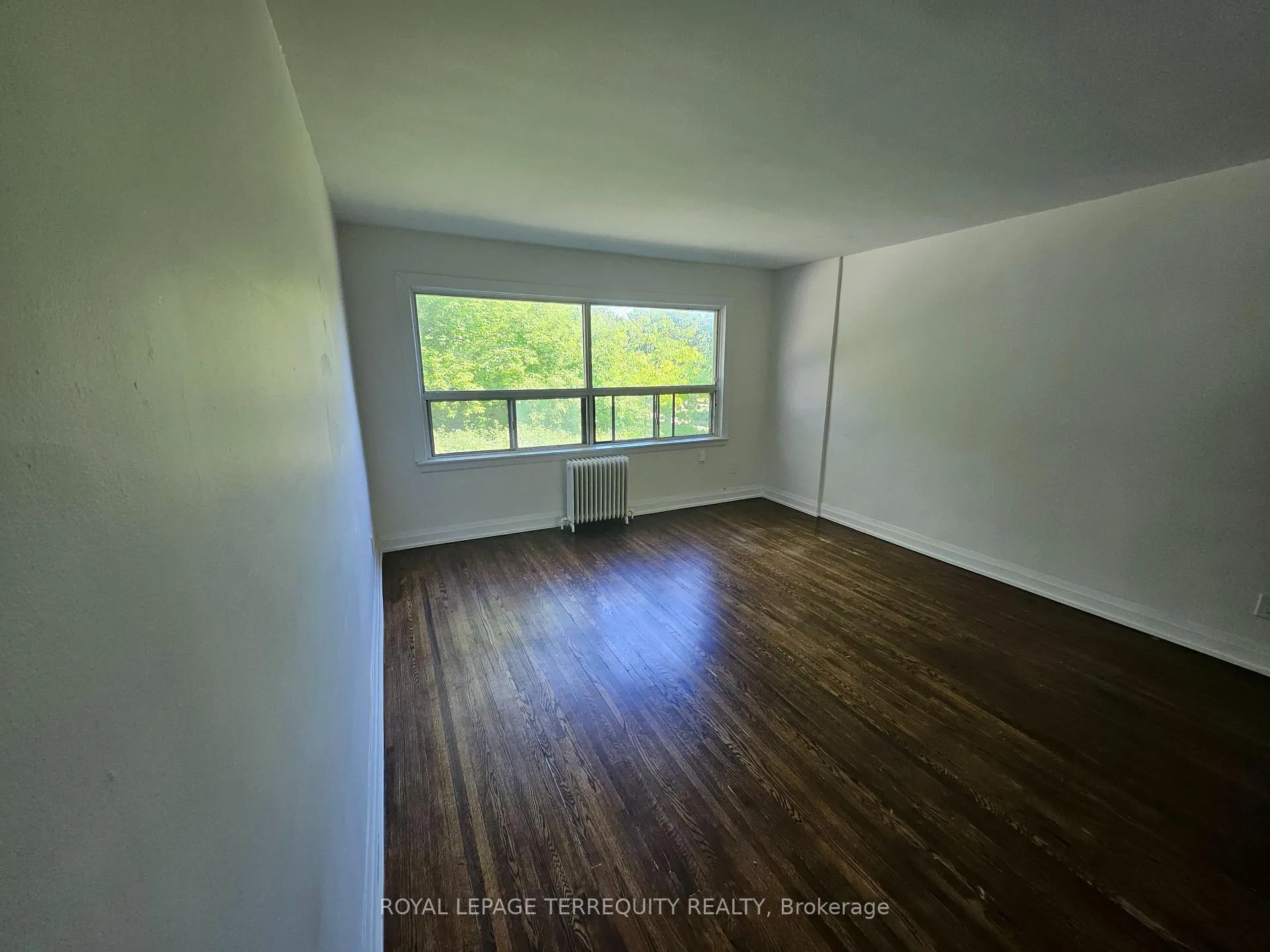 Photo 9 of Unit 3, 450 Arlington Avenue, Toronto, Humewood-Cedarvale — HOMEH