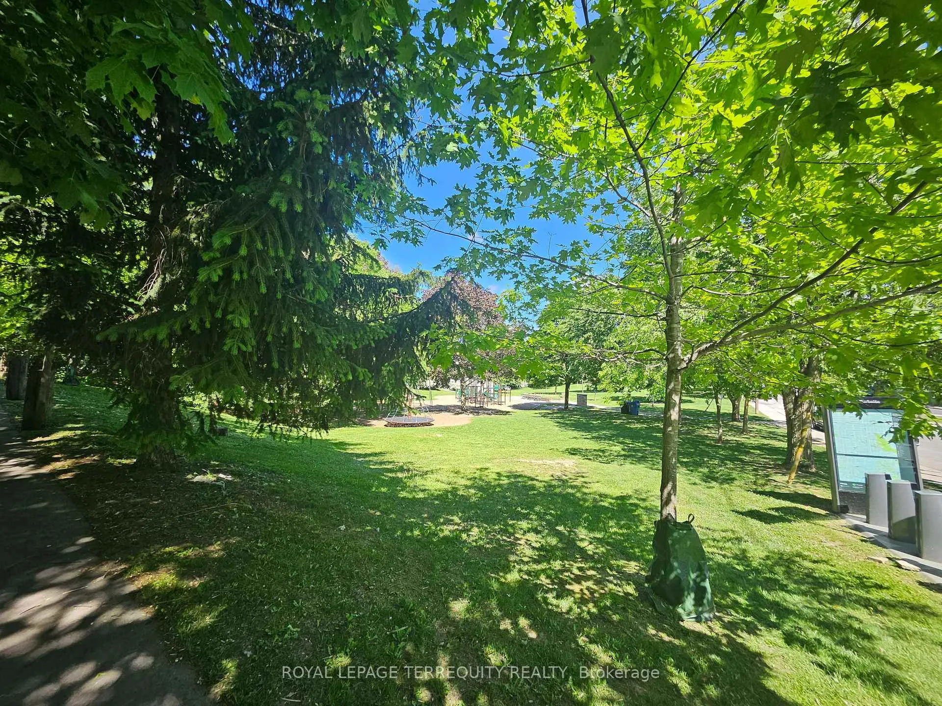 Photo 18 of Unit 3, 450 Arlington Avenue, Toronto, Humewood-Cedarvale — HOMEH