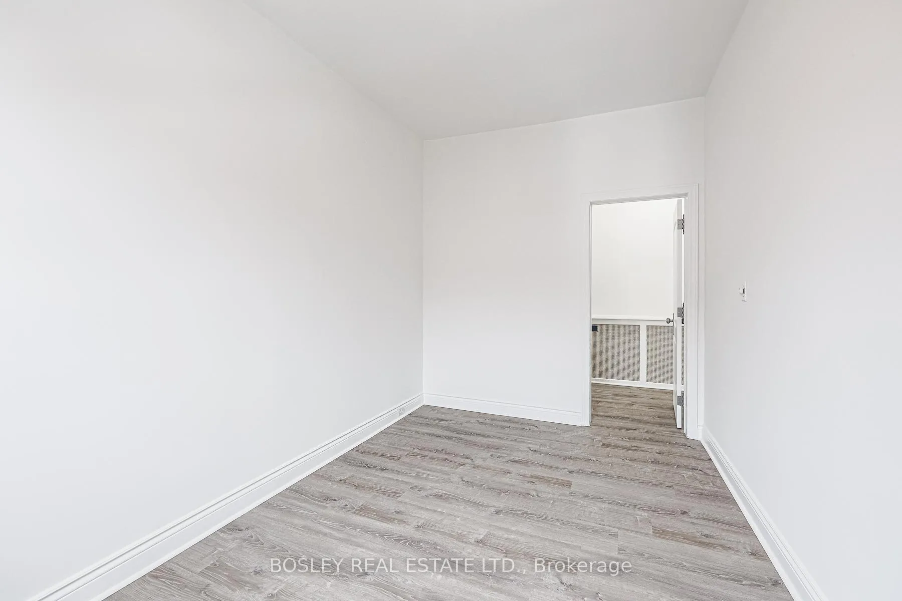 Photo 19 of 413 Crawford Street, Toronto, Trinity-Bellwoods — HOMEH