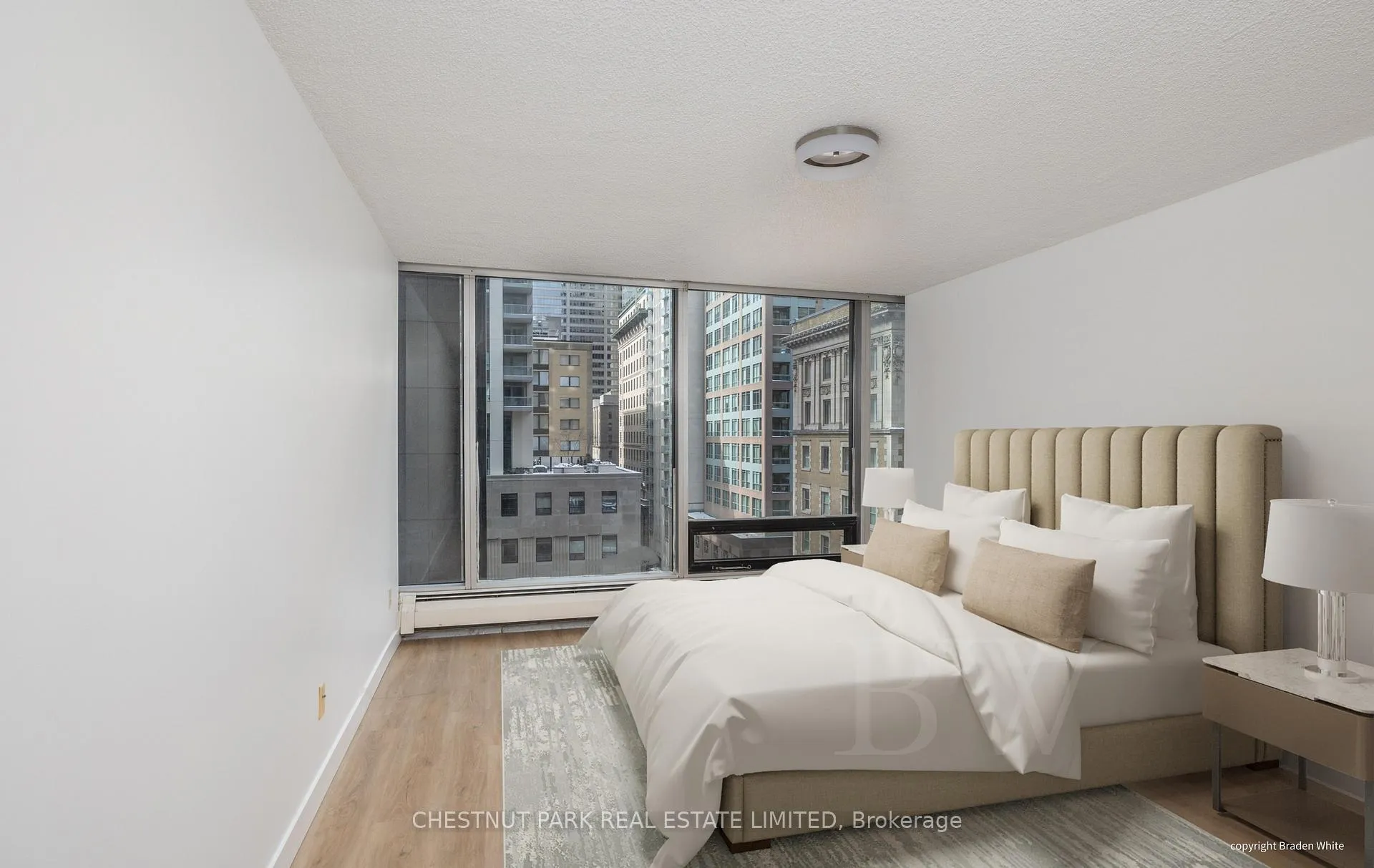 Photo 3 of Unit 1006, 30 Wellington Street E, Toronto, Church-Yonge Corridor — HOMEH