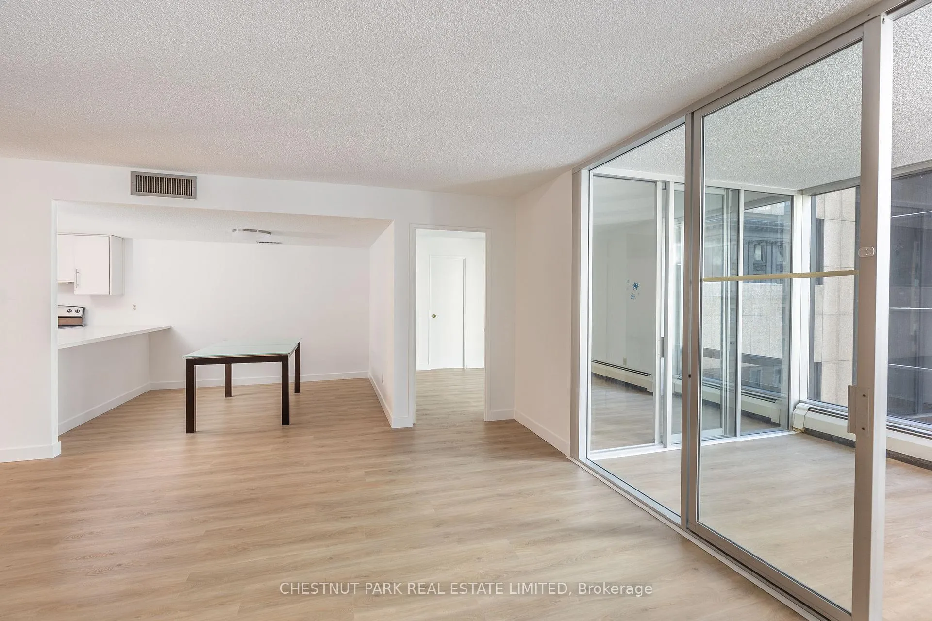 Photo 10 of Unit 1006, 30 Wellington Street E, Toronto, Church-Yonge Corridor — HOMEH
