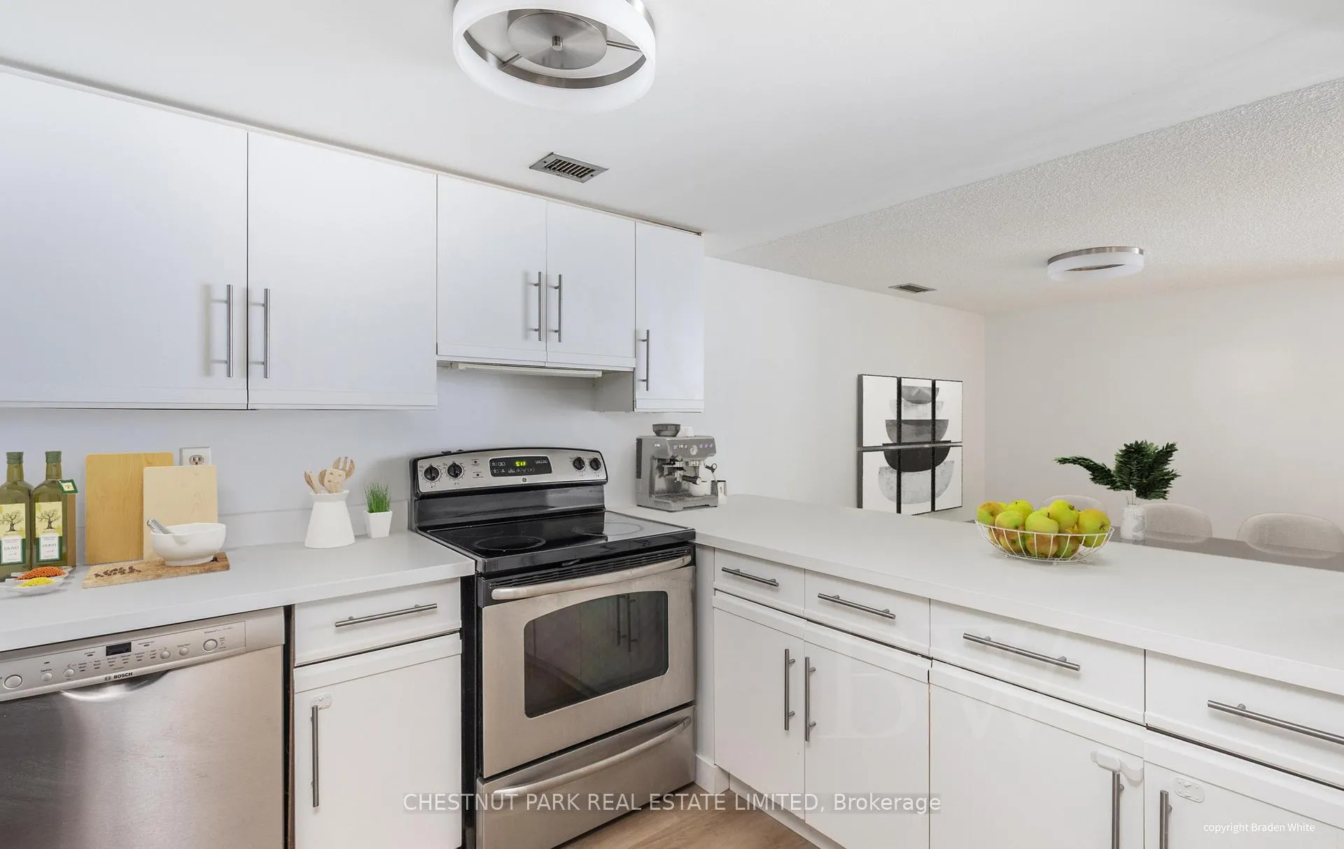 Photo 21 of Unit 1006, 30 Wellington Street E, Toronto, Church-Yonge Corridor — HOMEH