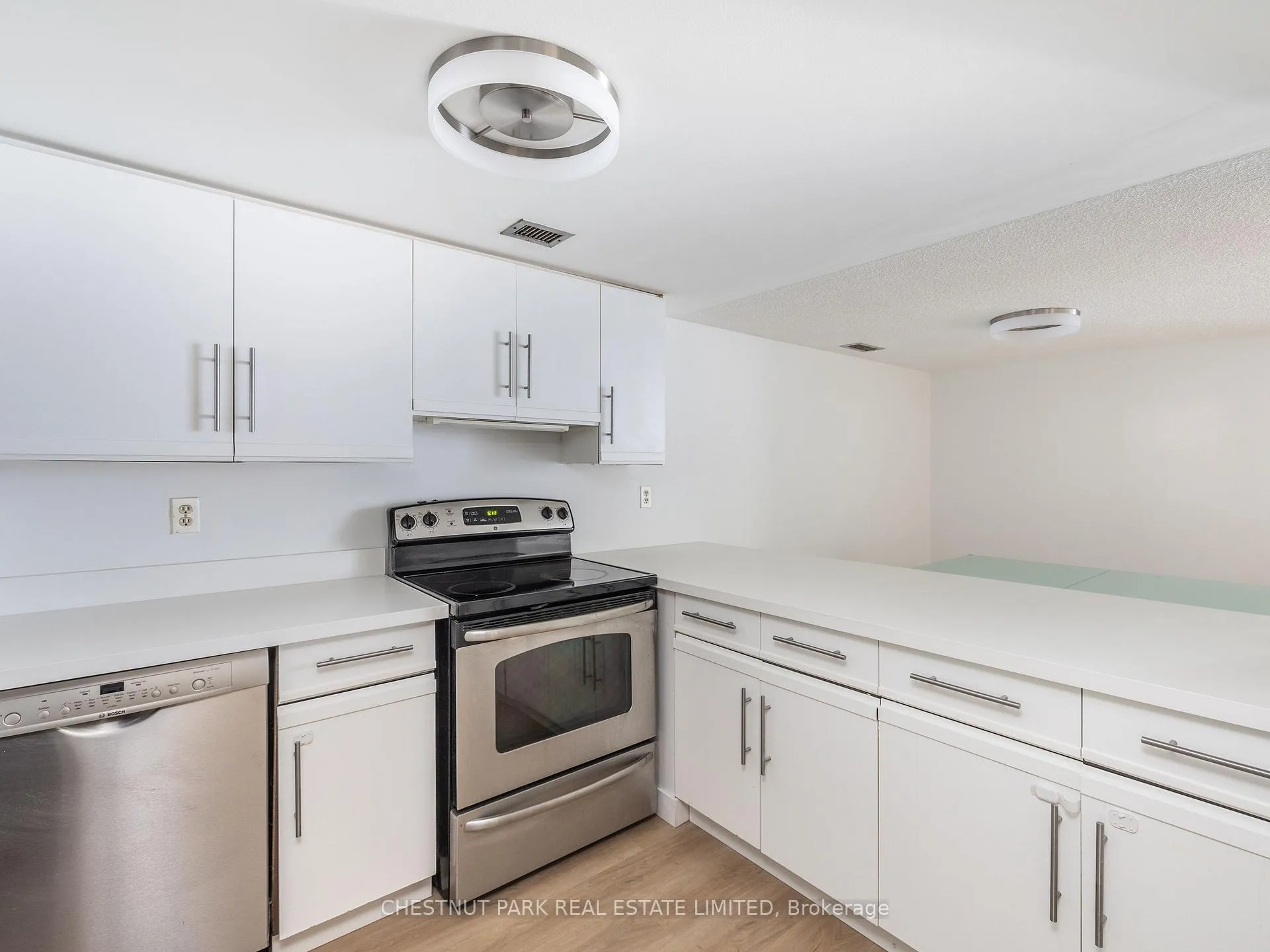 Photo 22 of Unit 1006, 30 Wellington Street E, Toronto, Church-Yonge Corridor — HOMEH