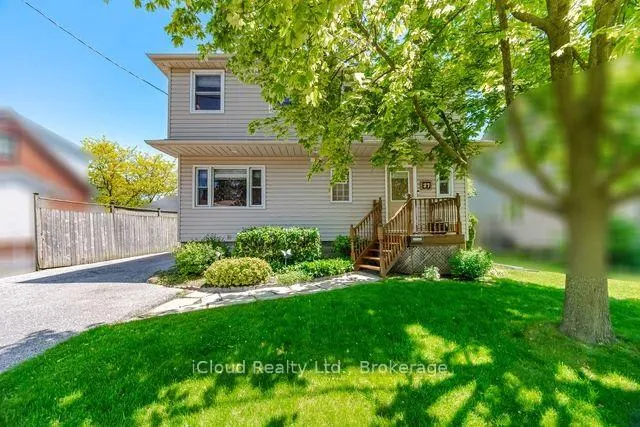 Photo 2 of 37 Archibald Street, Brampton, Brampton West — HOMEH